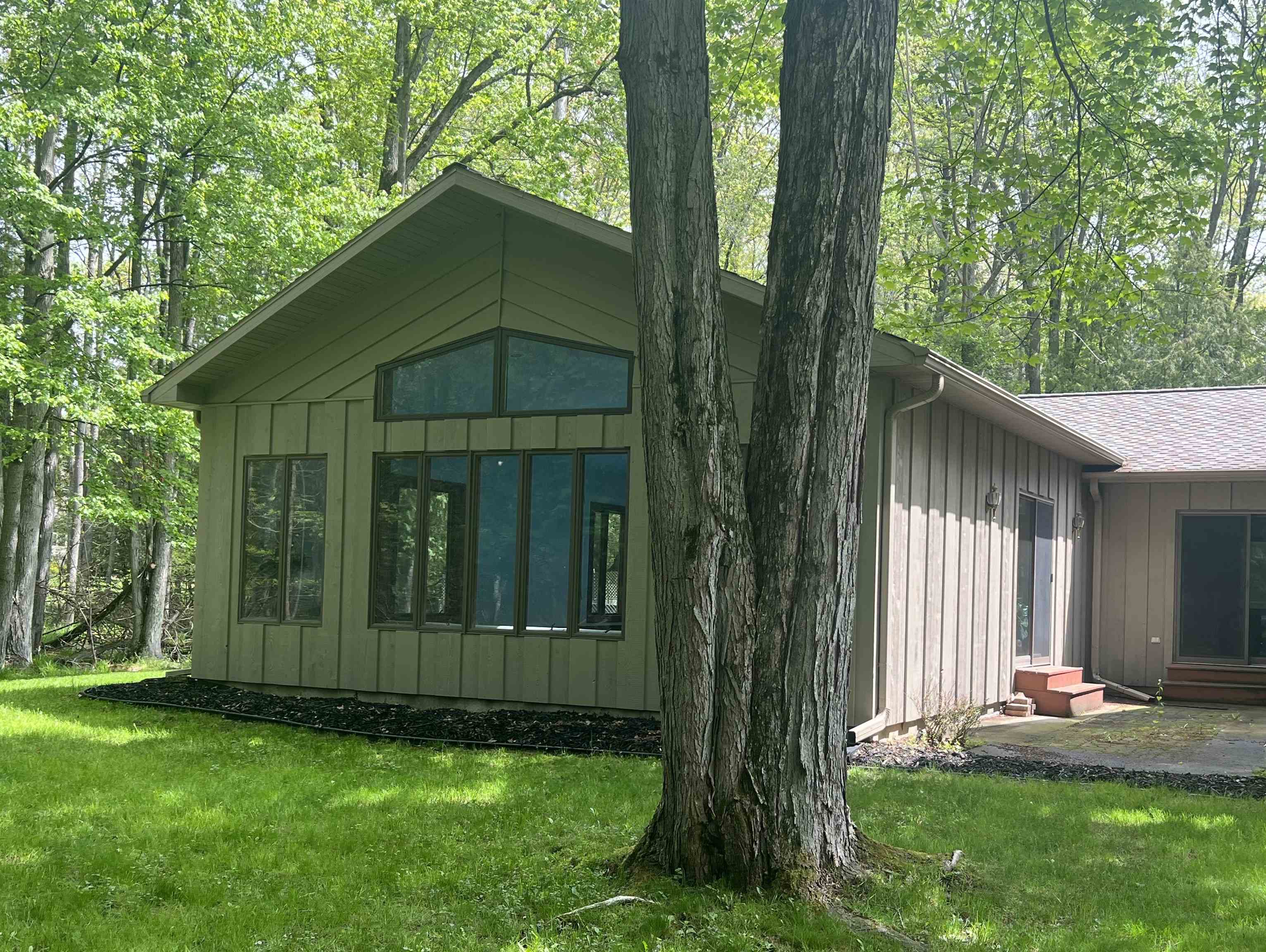 450 Marnie Lane
