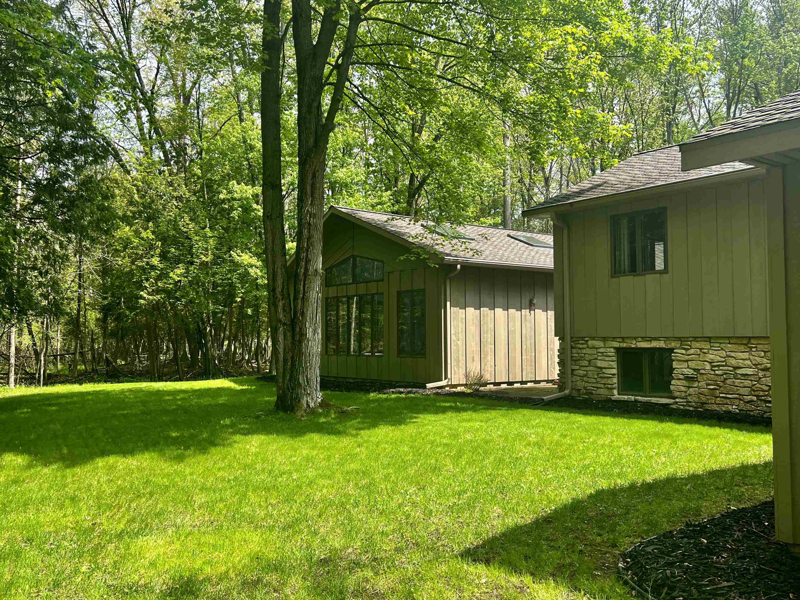450 Marnie Lane