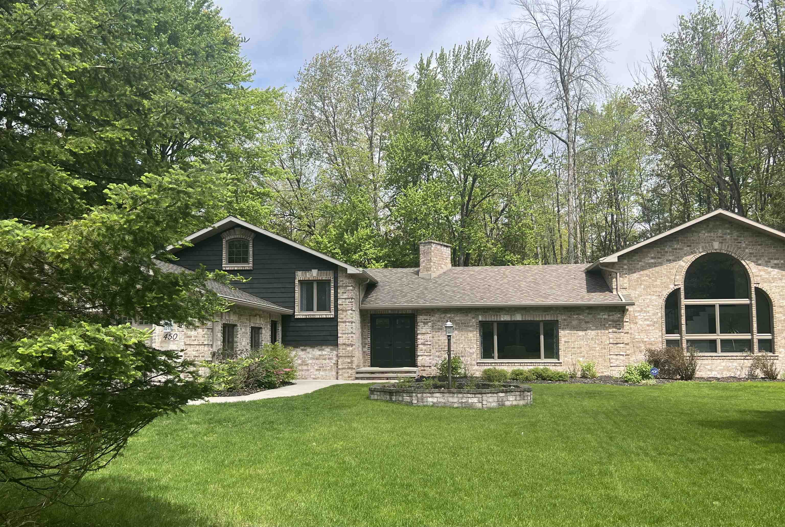 450 Marnie Lane