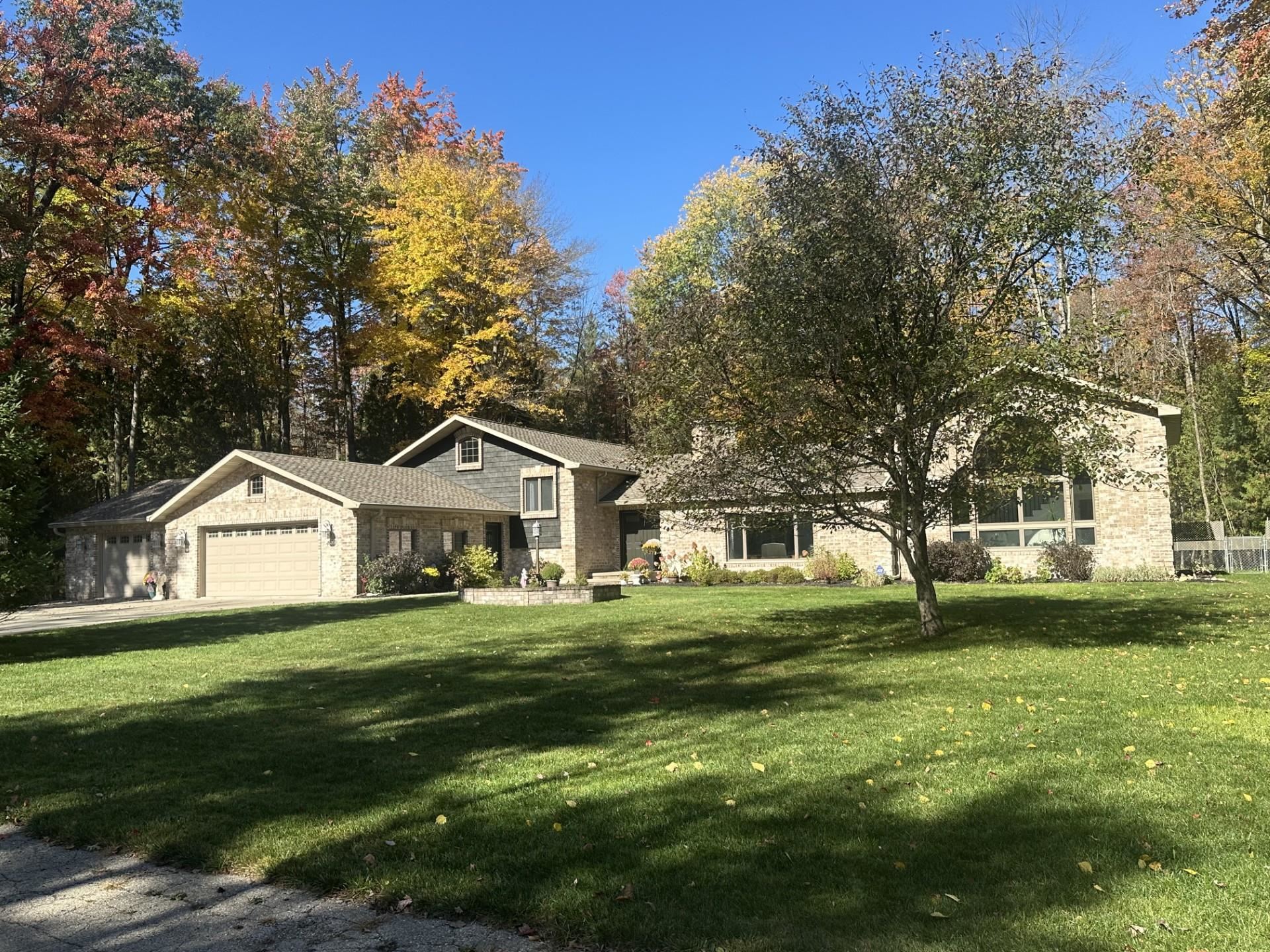 450 Marnie Lane