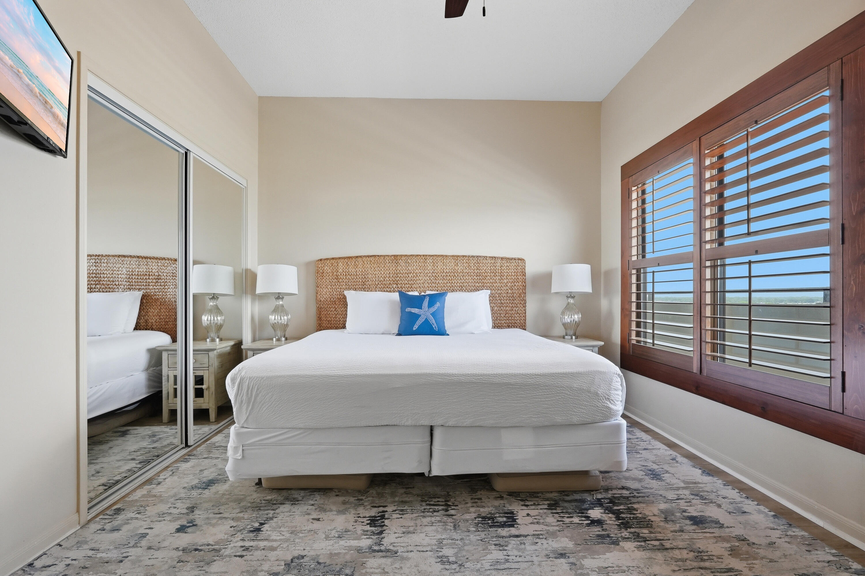 780 Sundial Court 6002