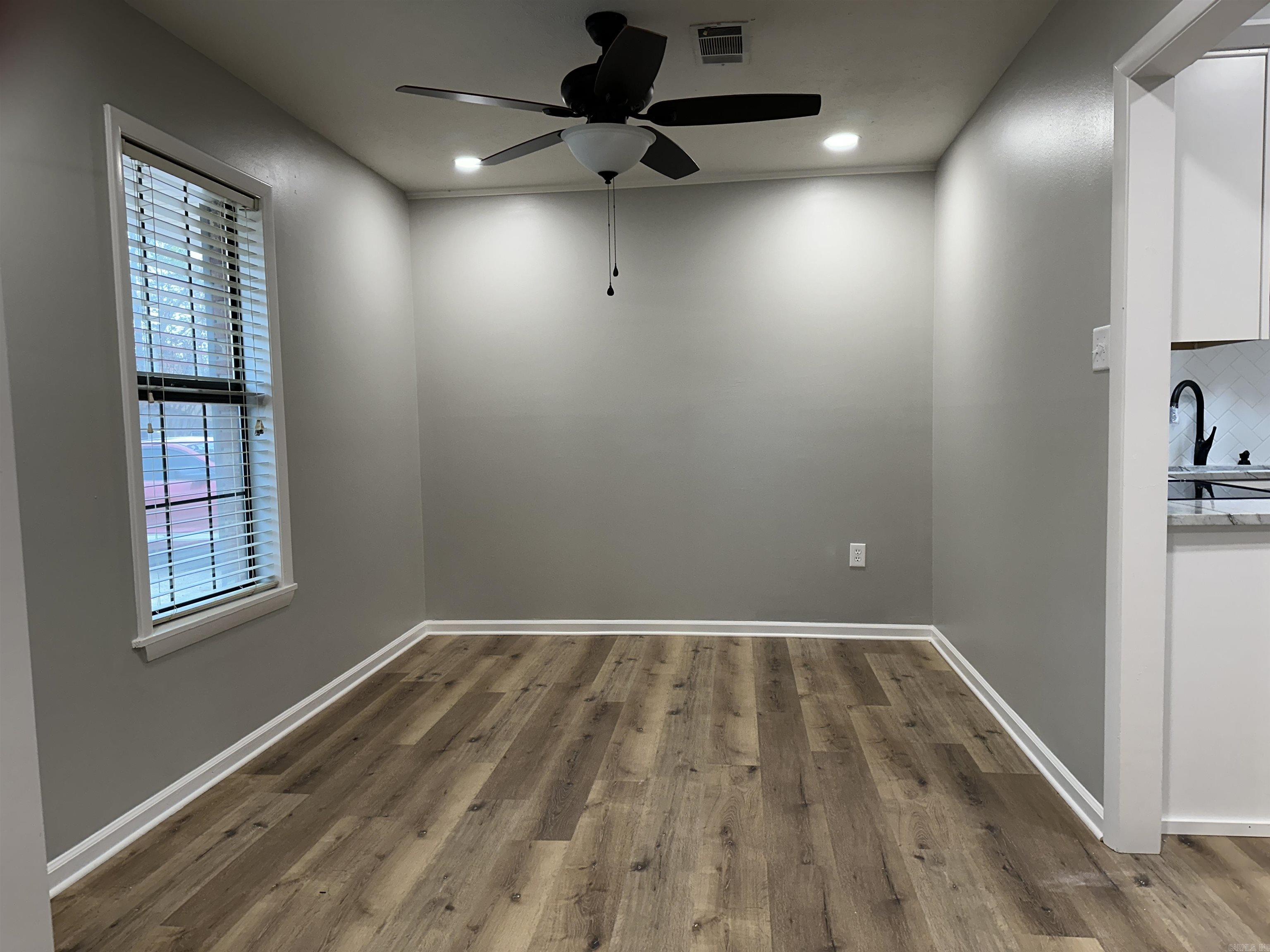 9 PIN OAK Drive