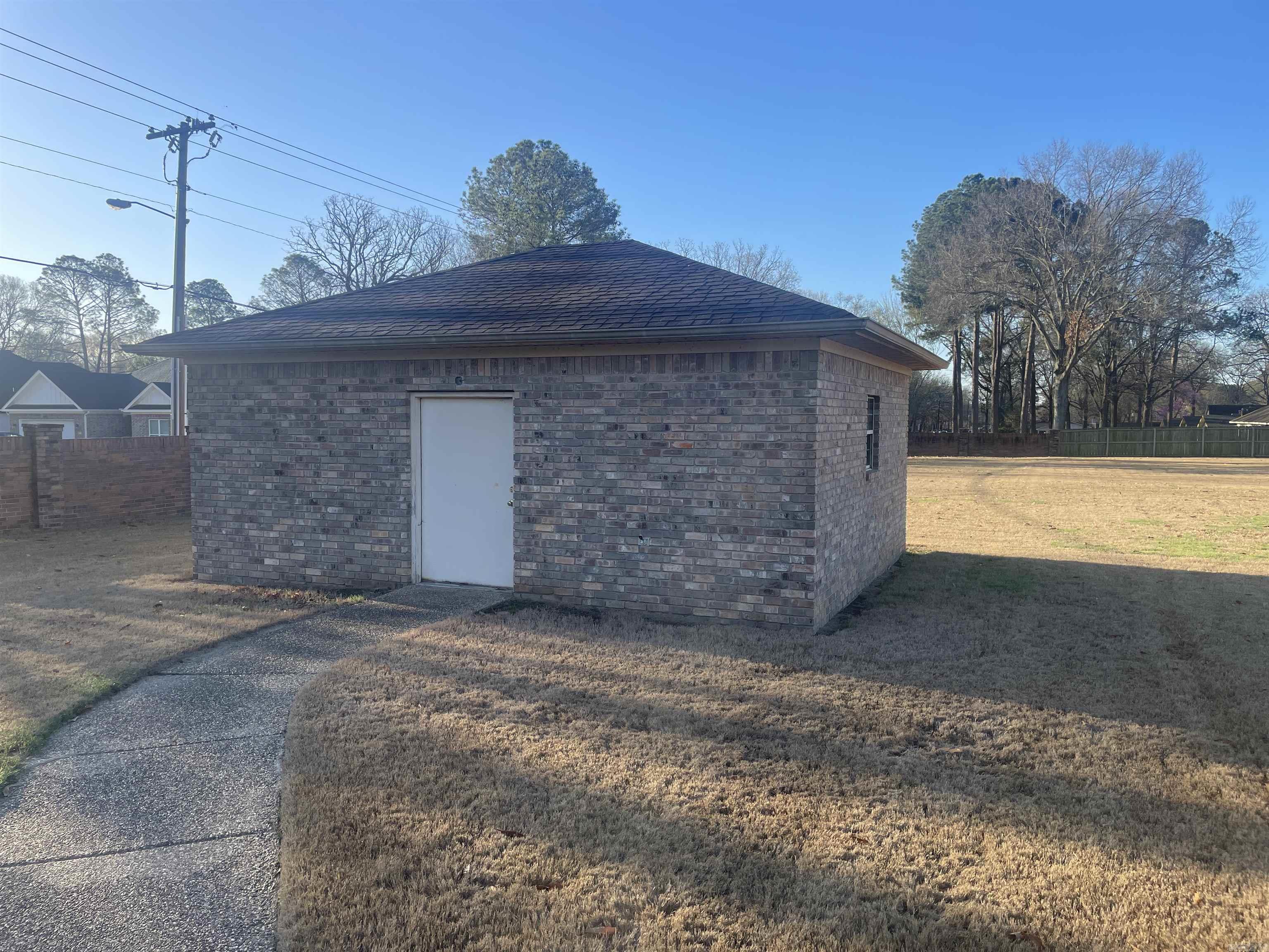 1510 Haley Lane