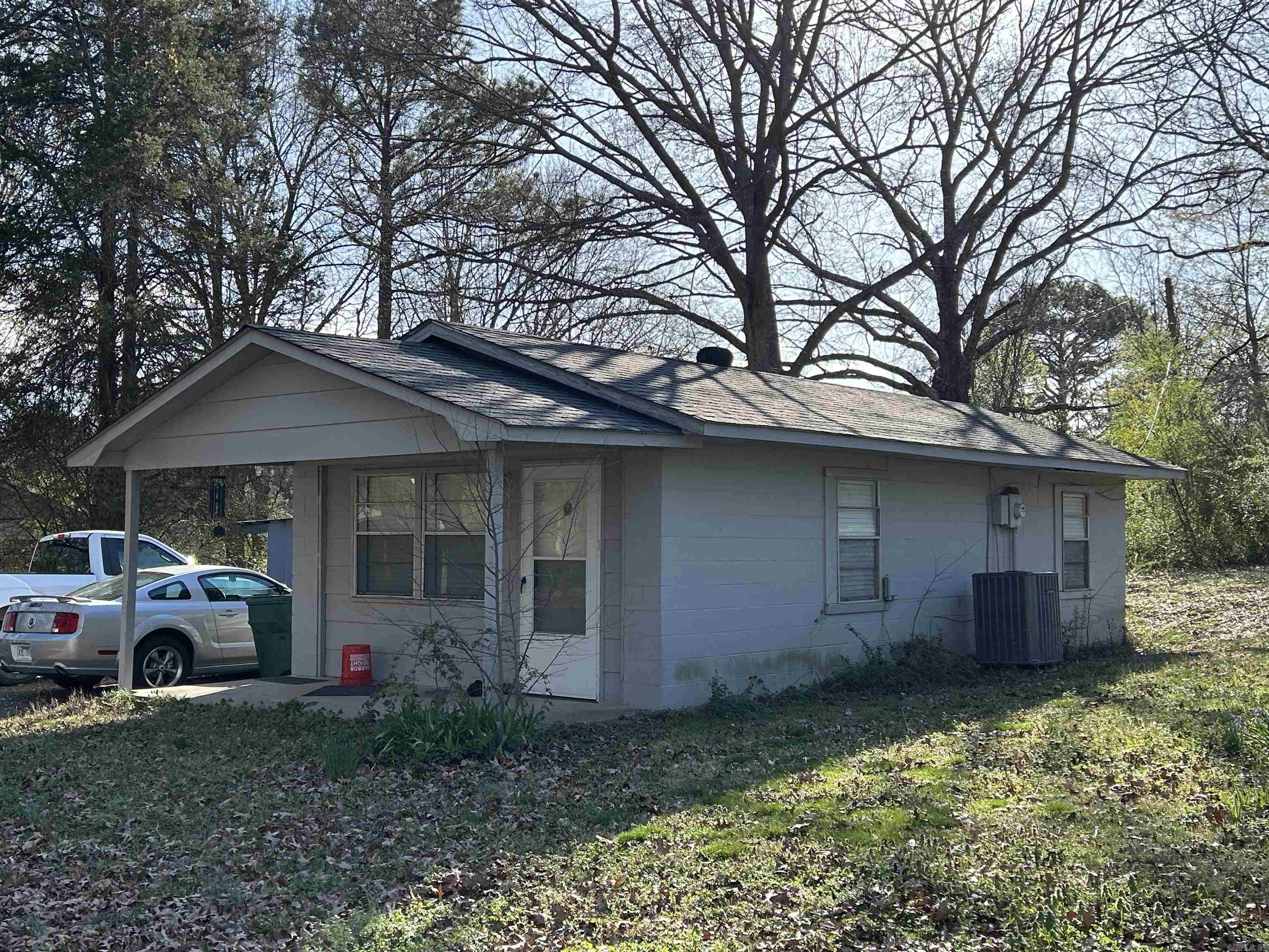 1803 and 1803A Meadowlake