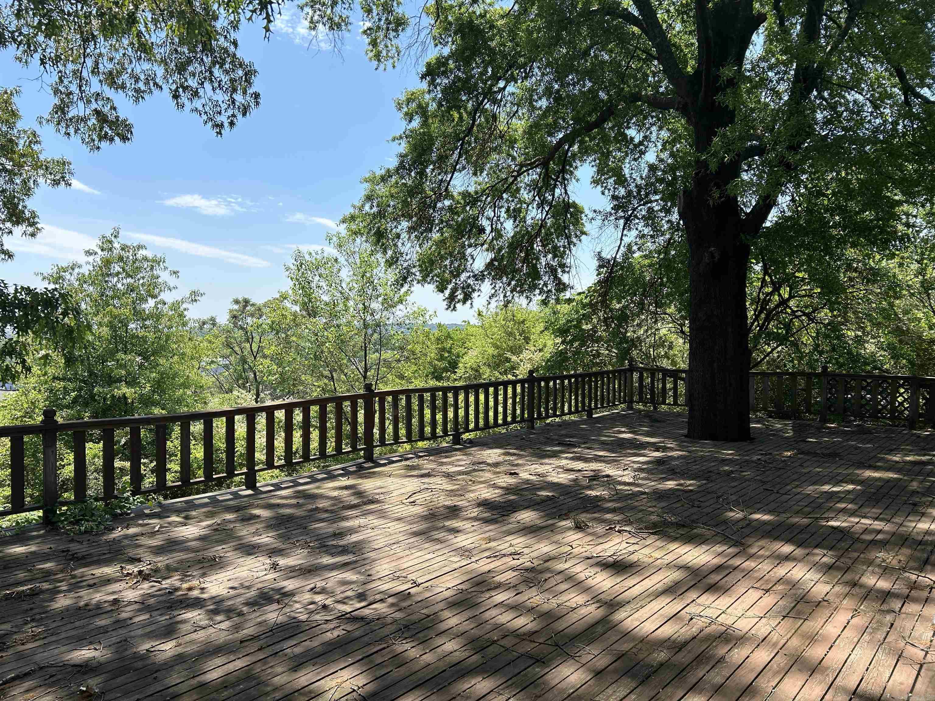904 Cherry Hill Drive