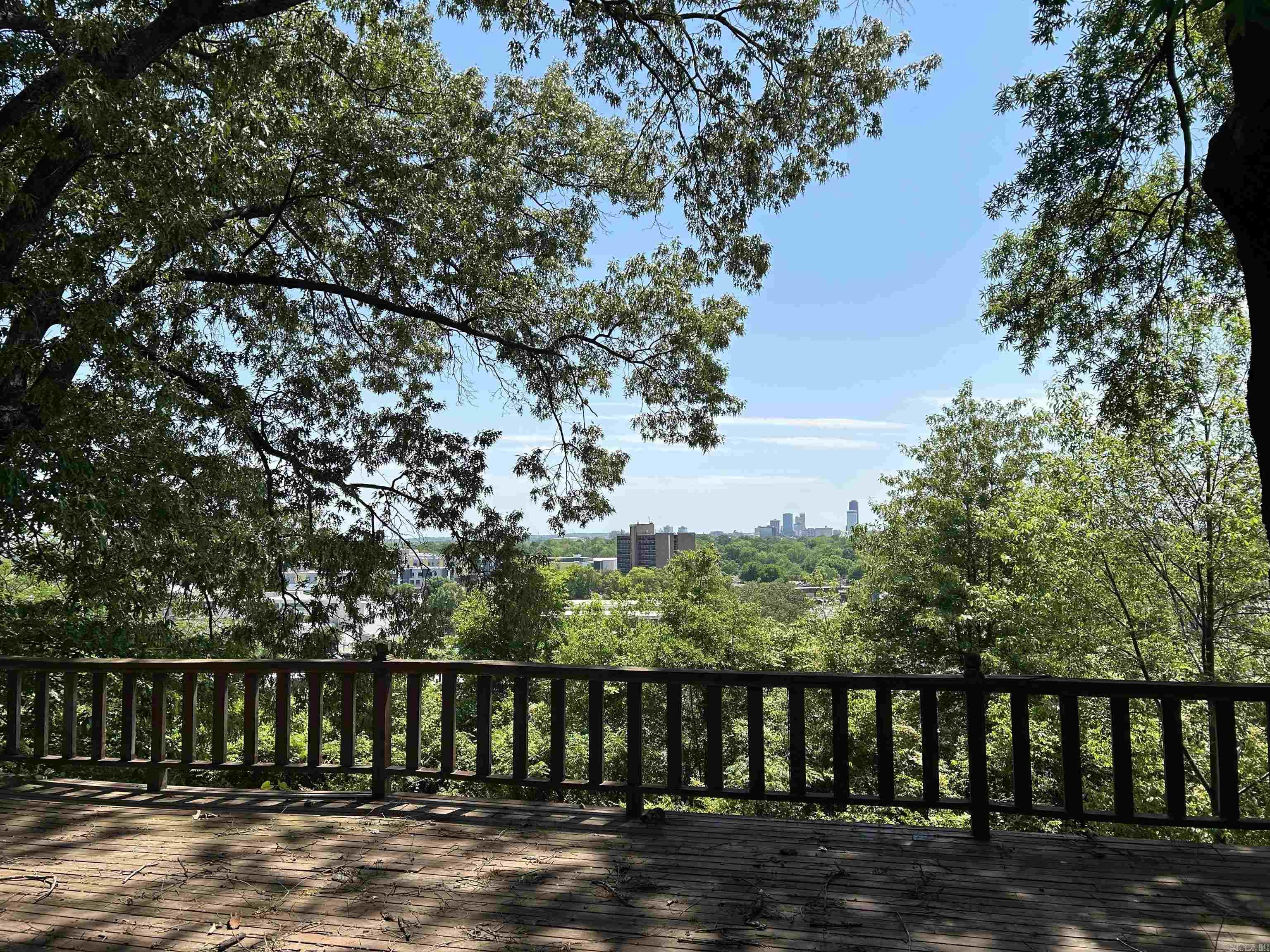 904 Cherry Hill Drive