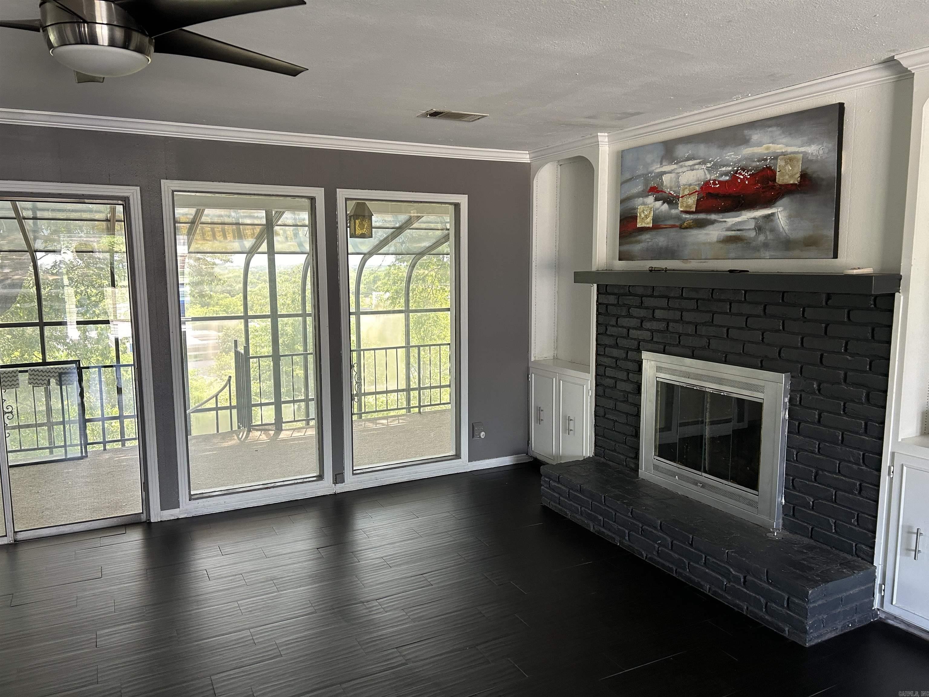 904 Cherry Hill Drive