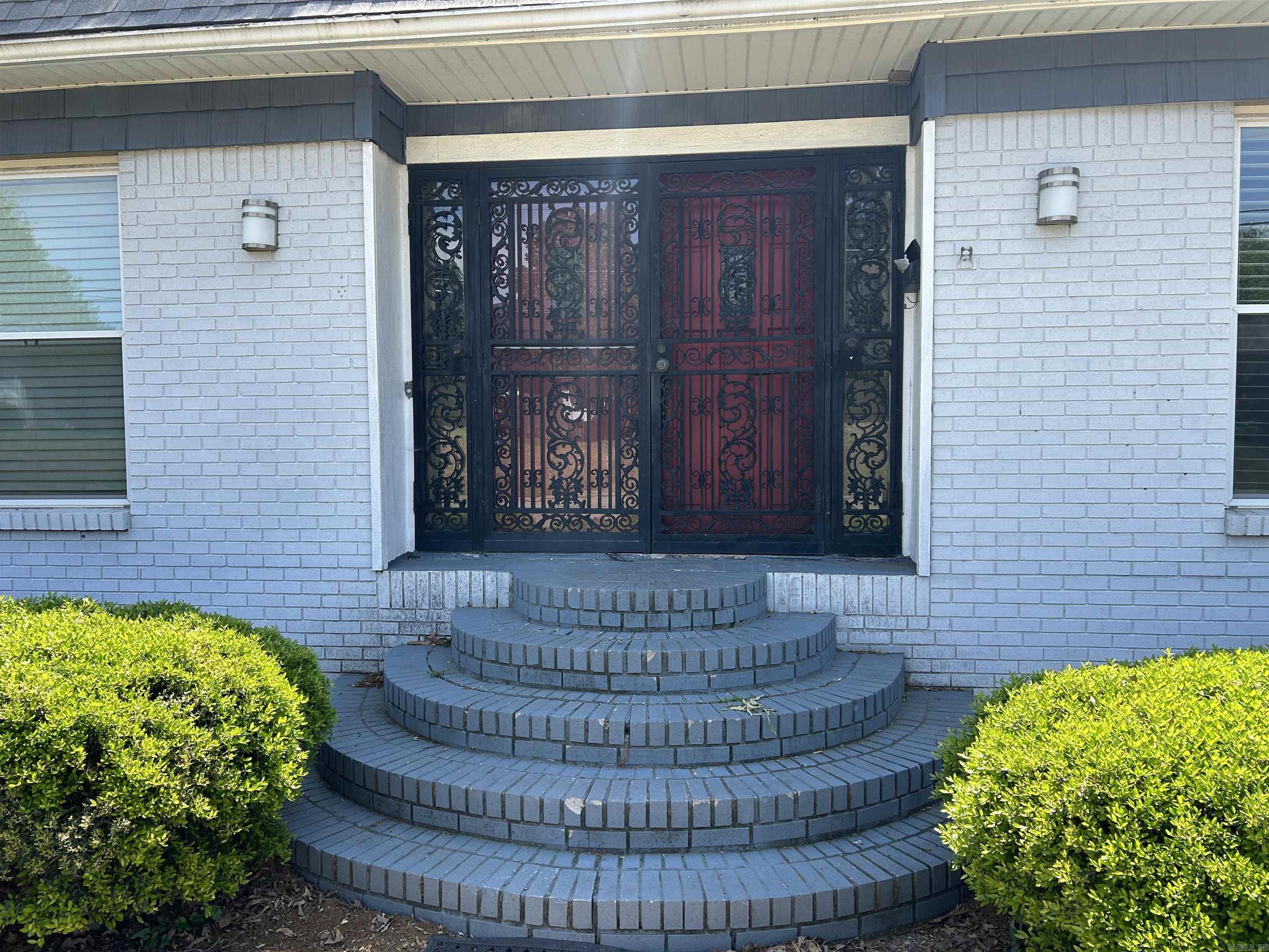 904 Cherry Hill Drive