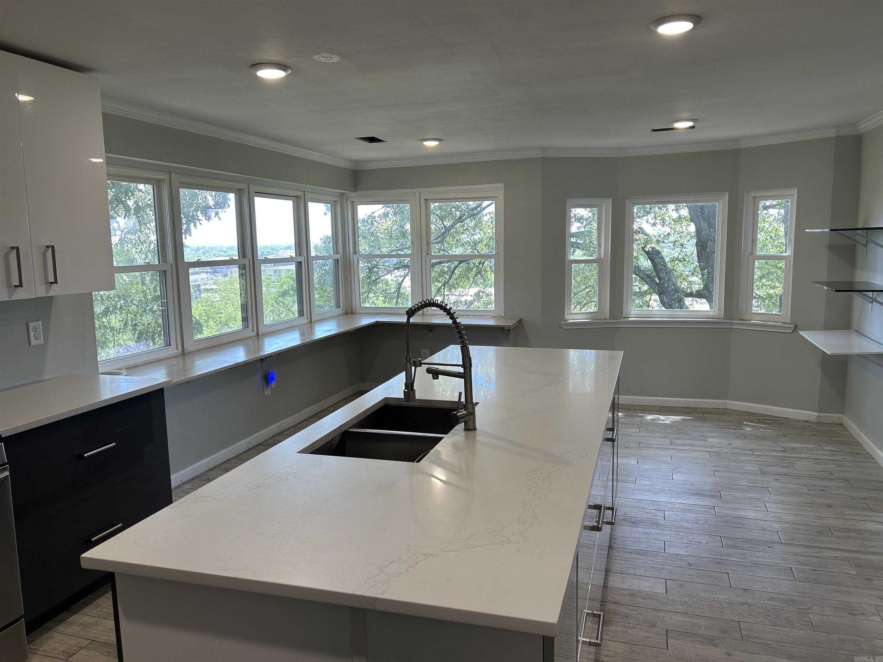 904 Cherry Hill Drive