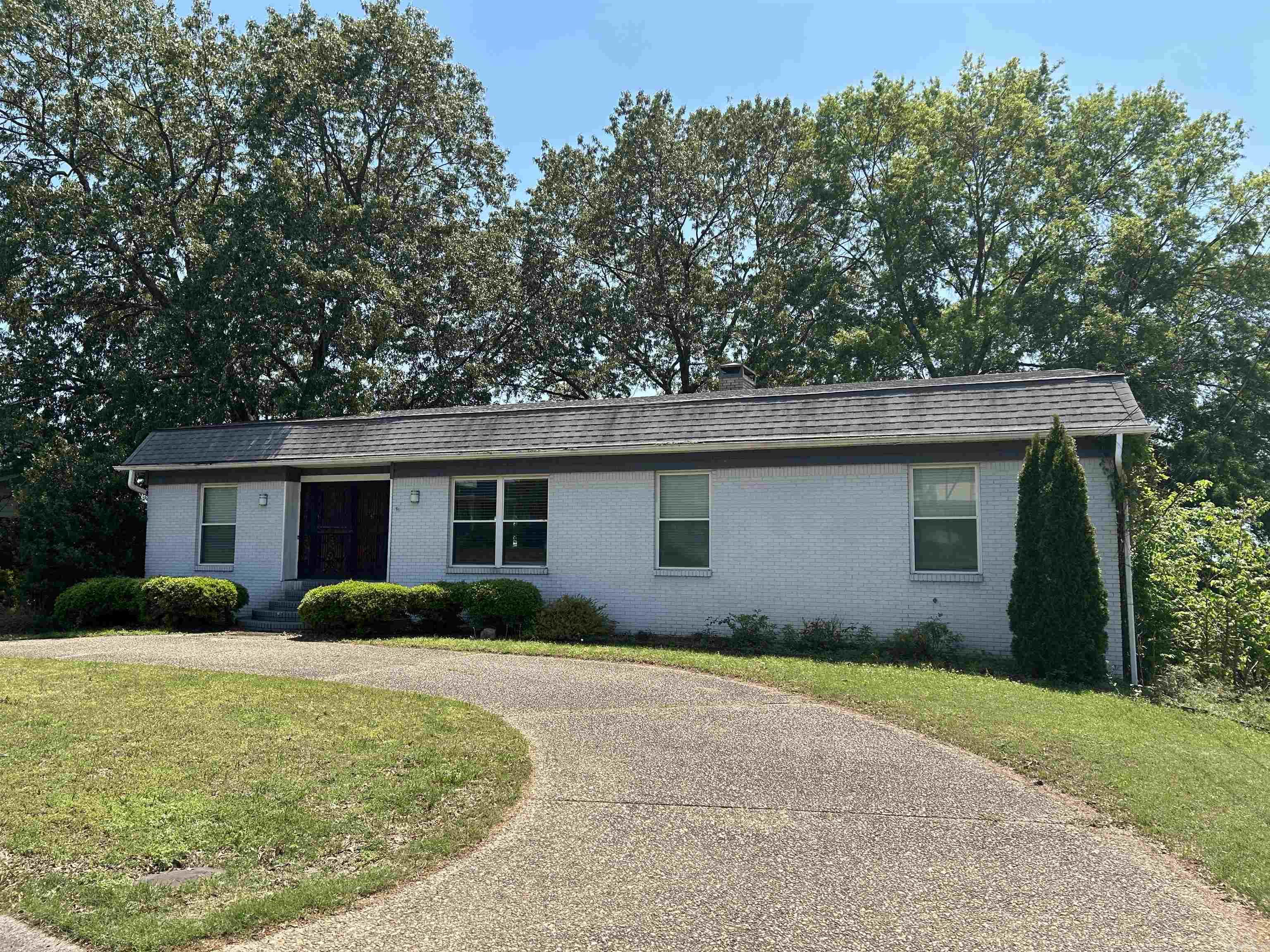 904 Cherry Hill Drive
