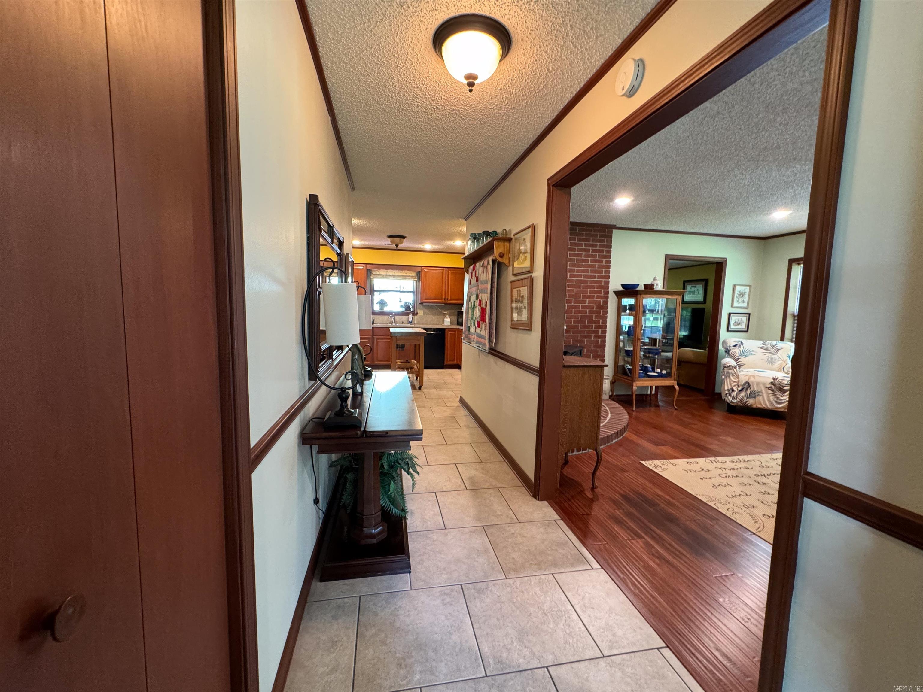 60 Wendy Cove