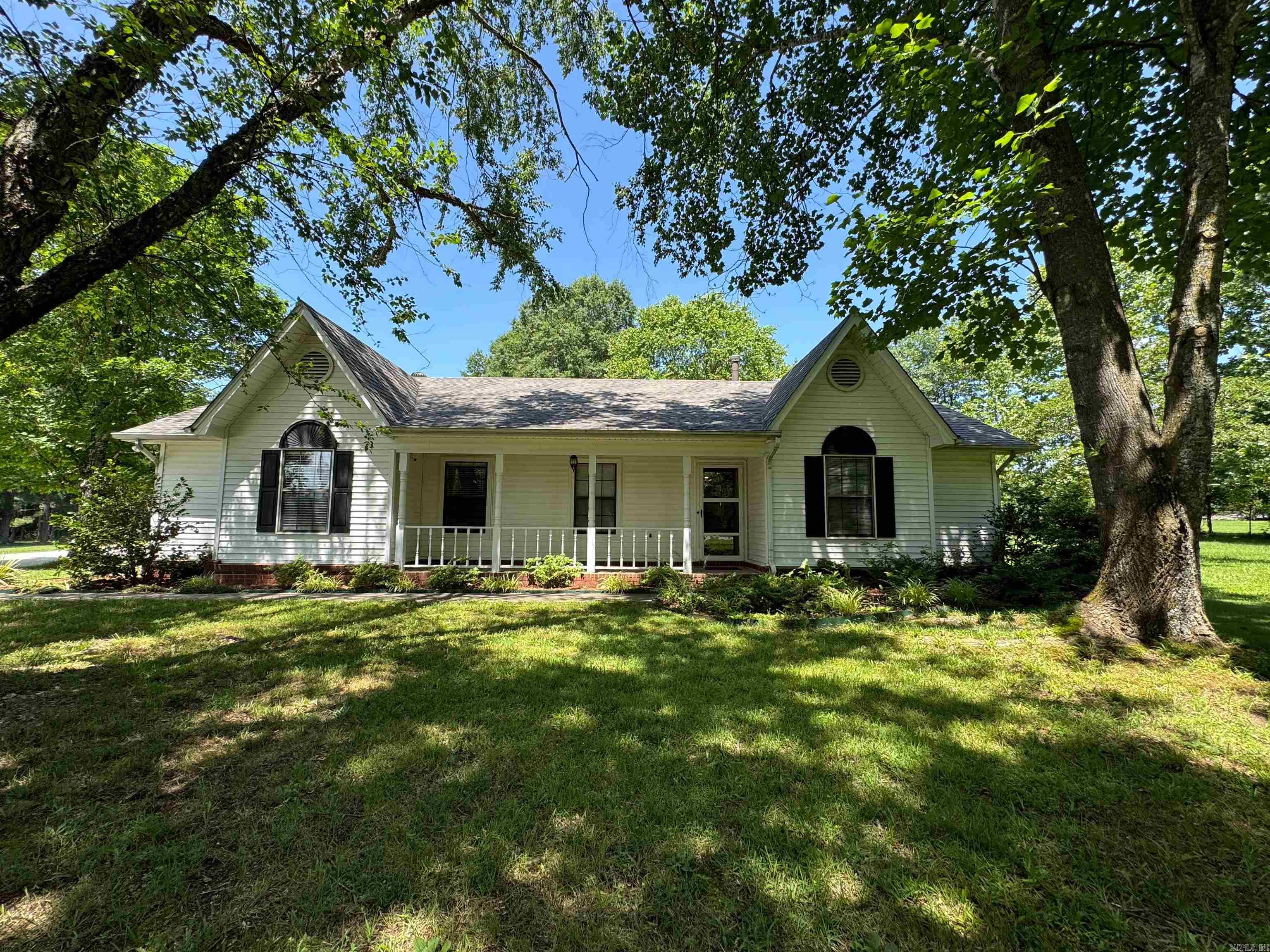 60 Wendy Cove