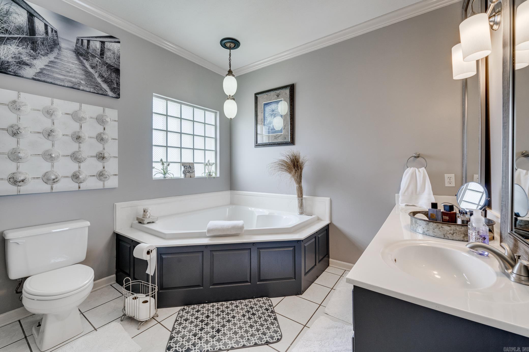 2970 Dallas Loop