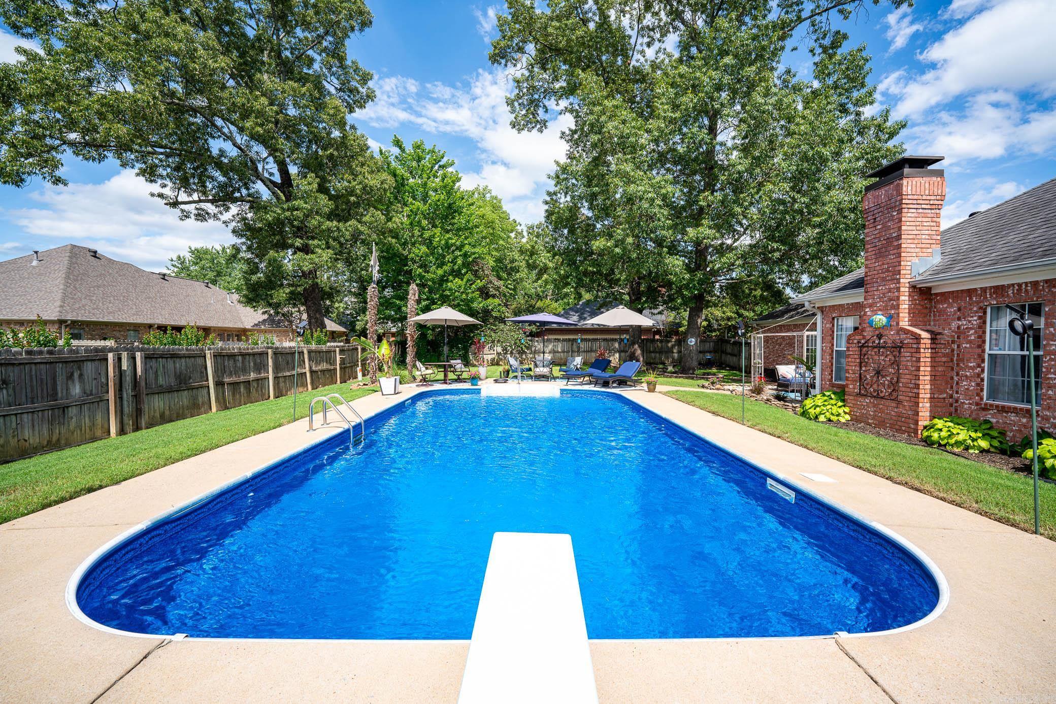 2970 Dallas Loop