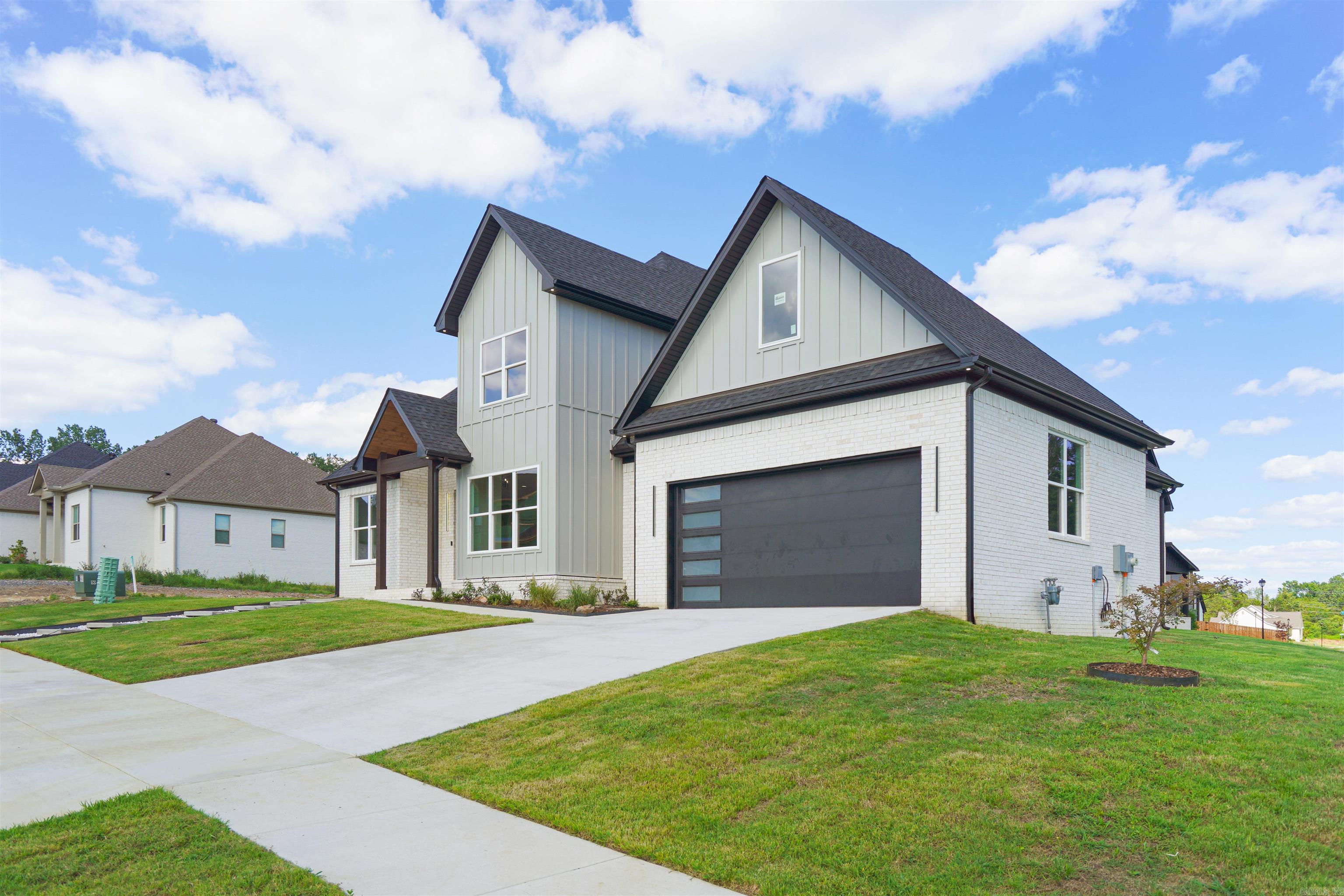 150 Sycamore Springs Drive