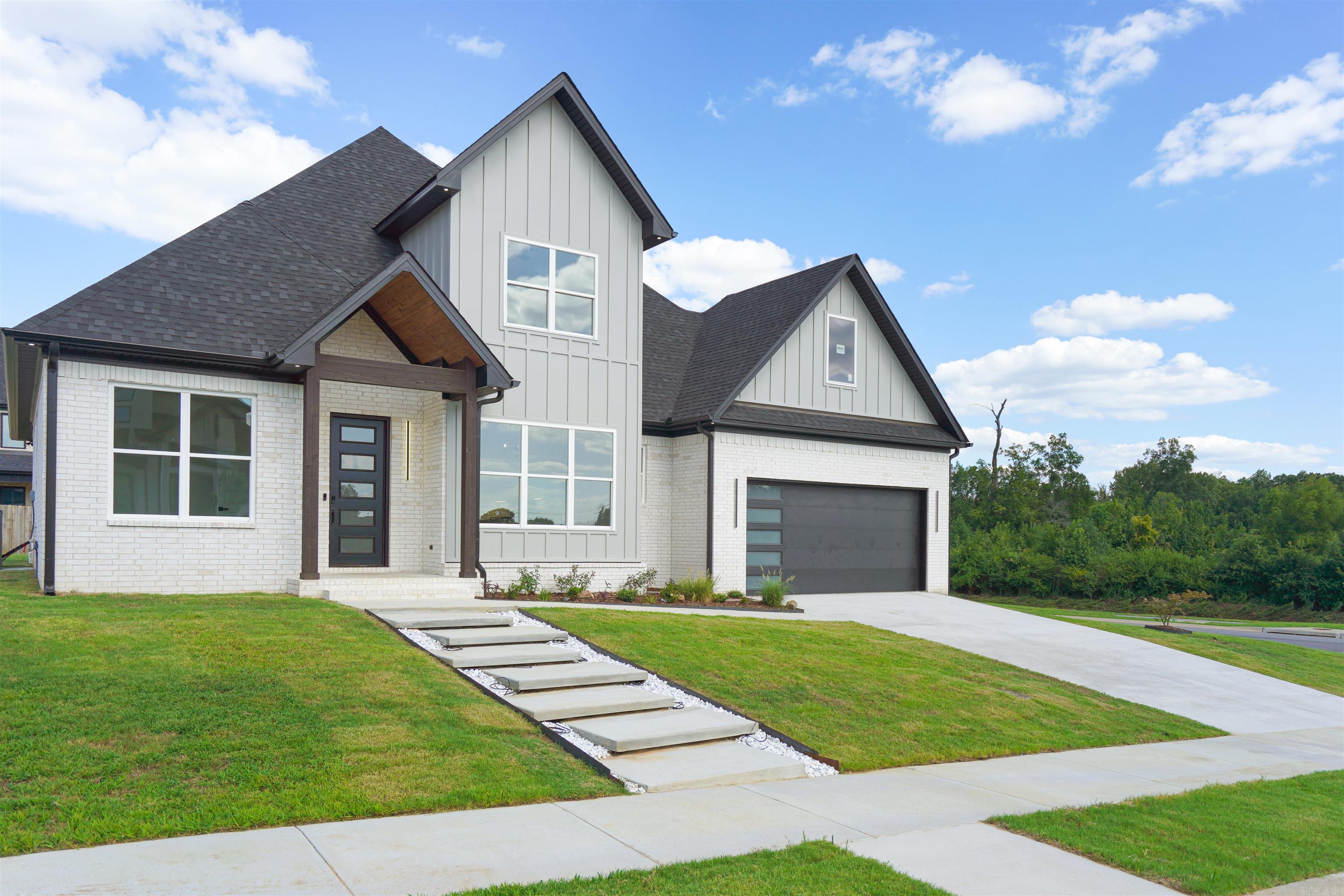 150 Sycamore Springs Drive
