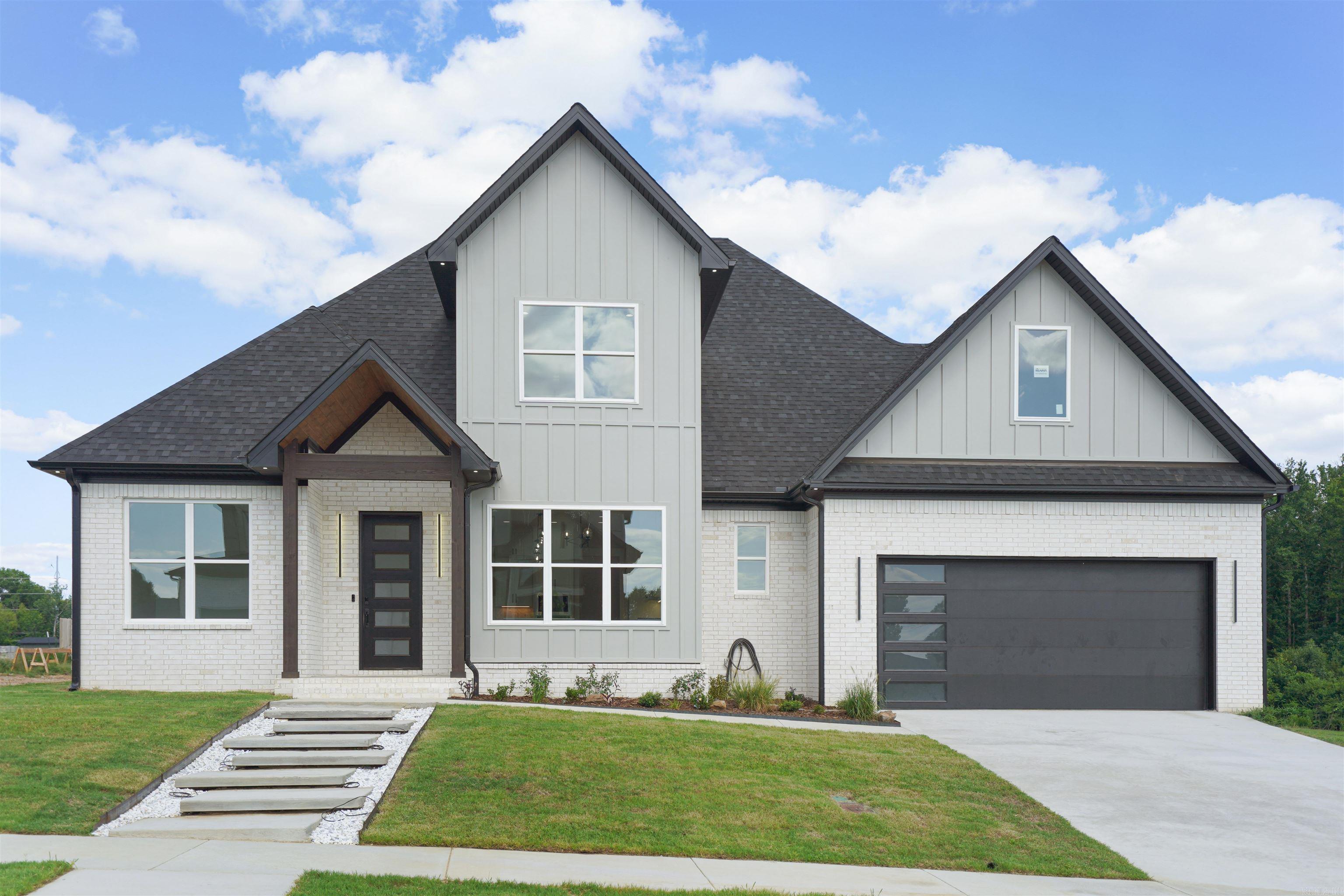 150 Sycamore Springs Drive