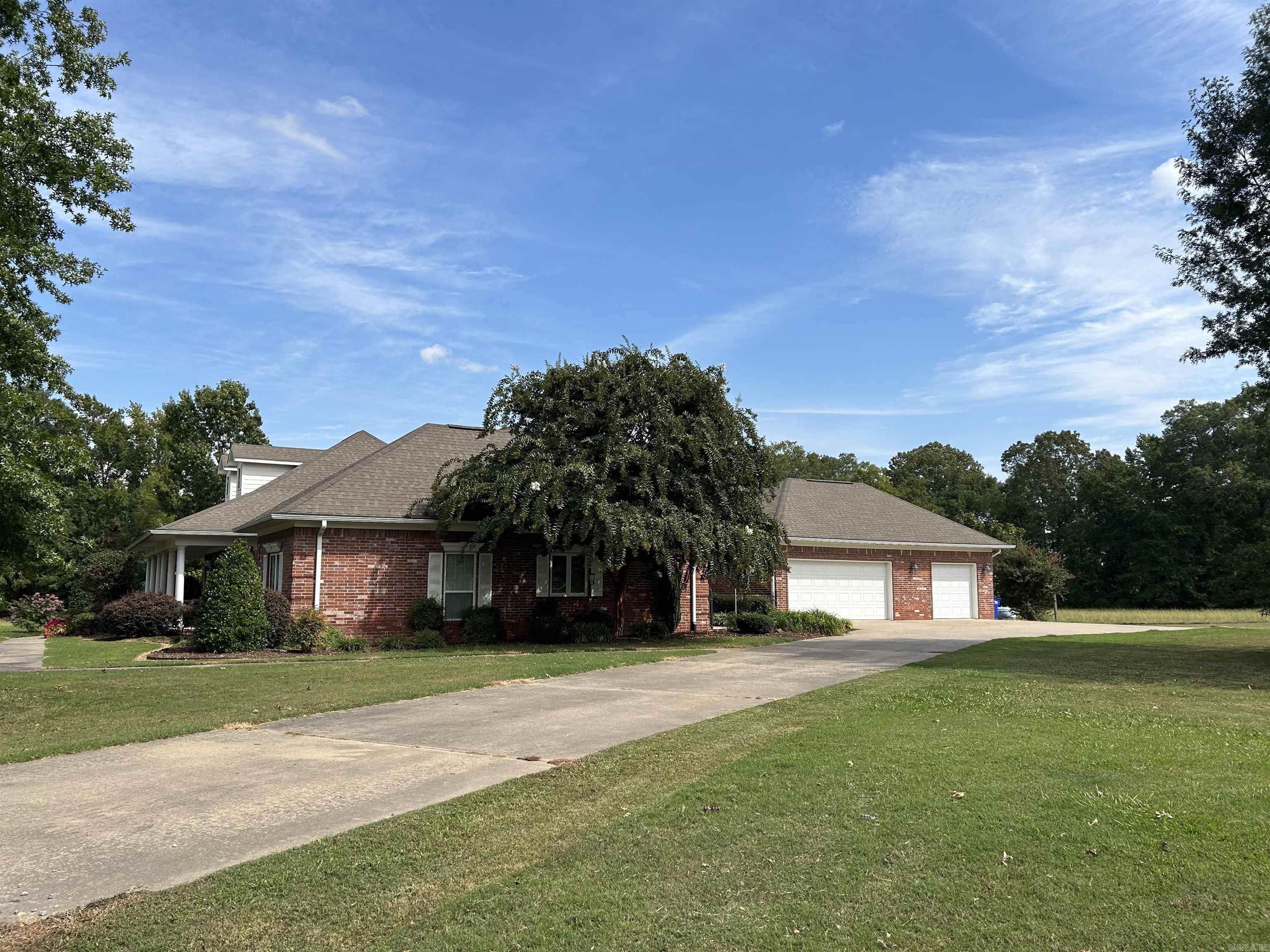 49 Linder Road