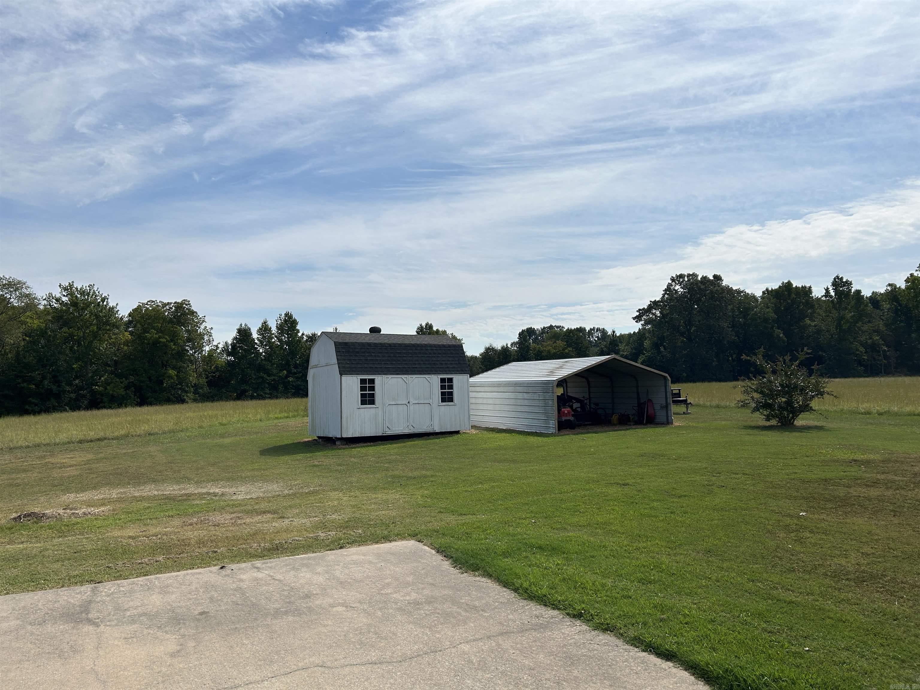 49 Linder Road
