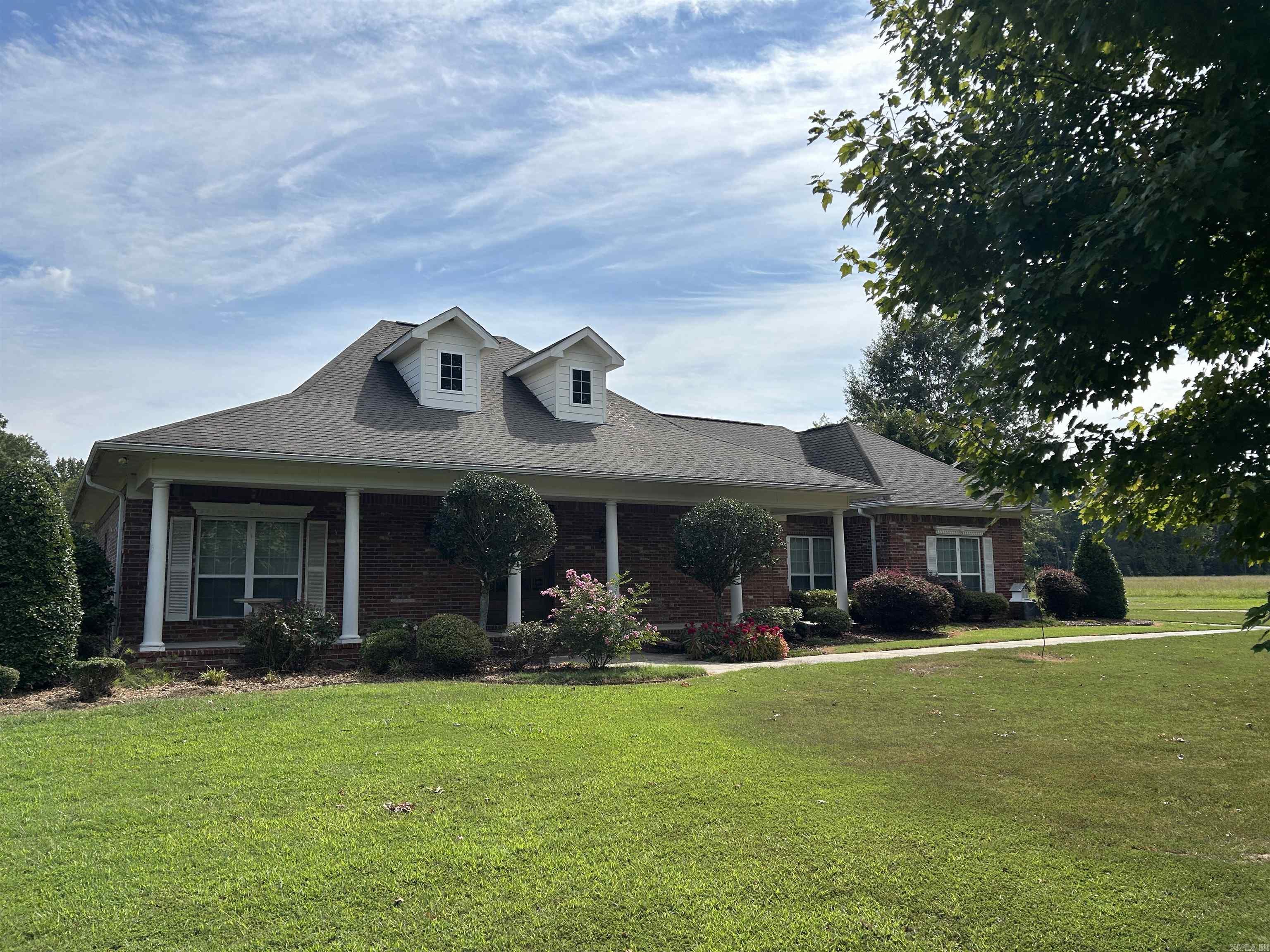 49 Linder Road