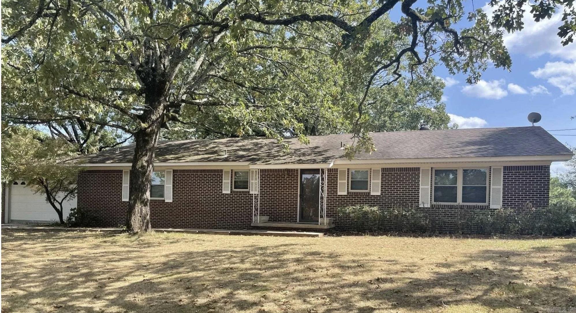 1809 Meadowlake Road