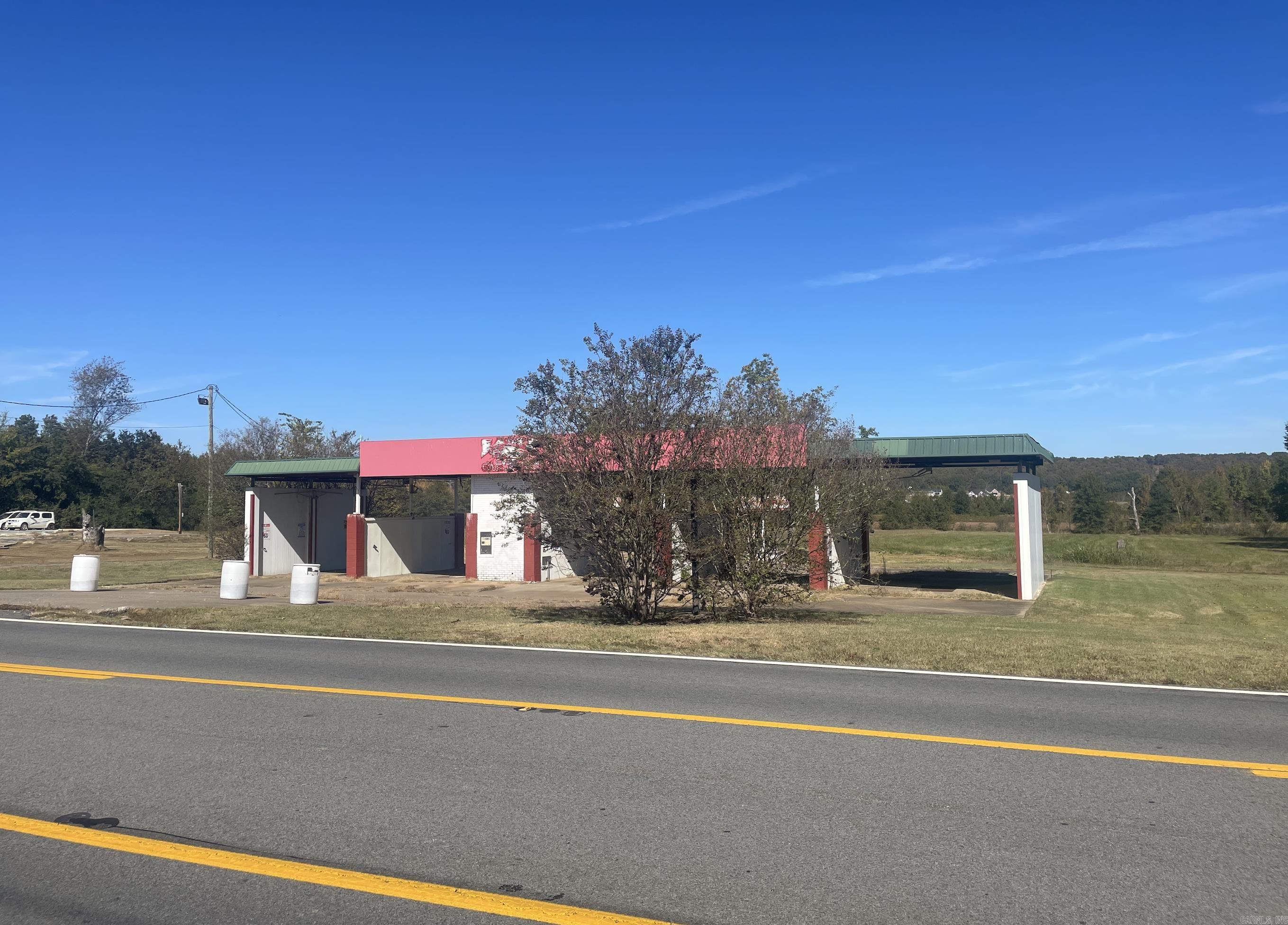 969 Hwy 64 E
