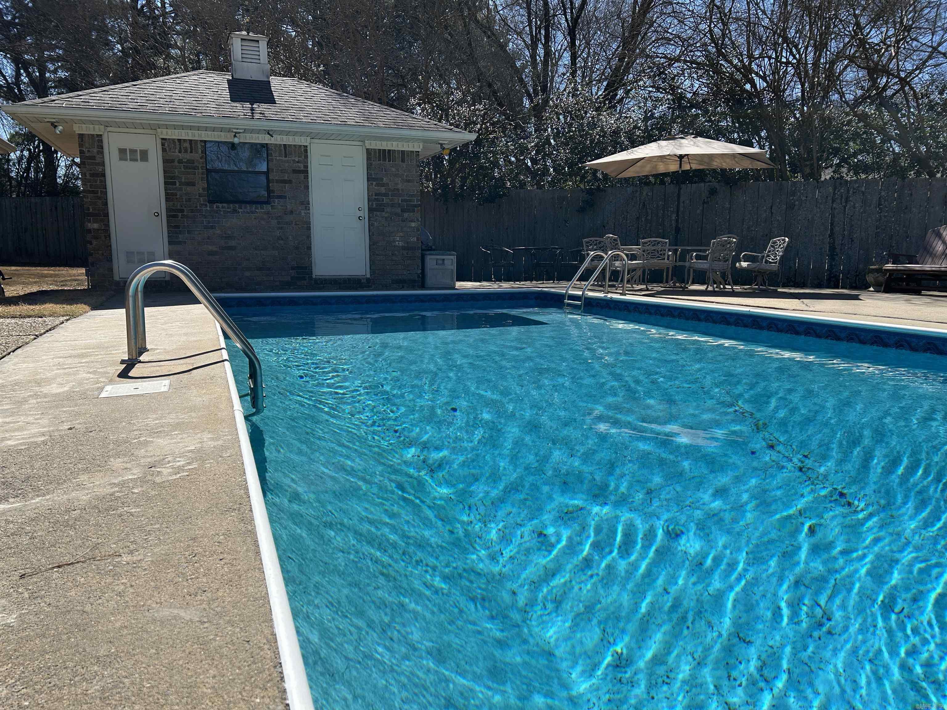 5 West Point Cove