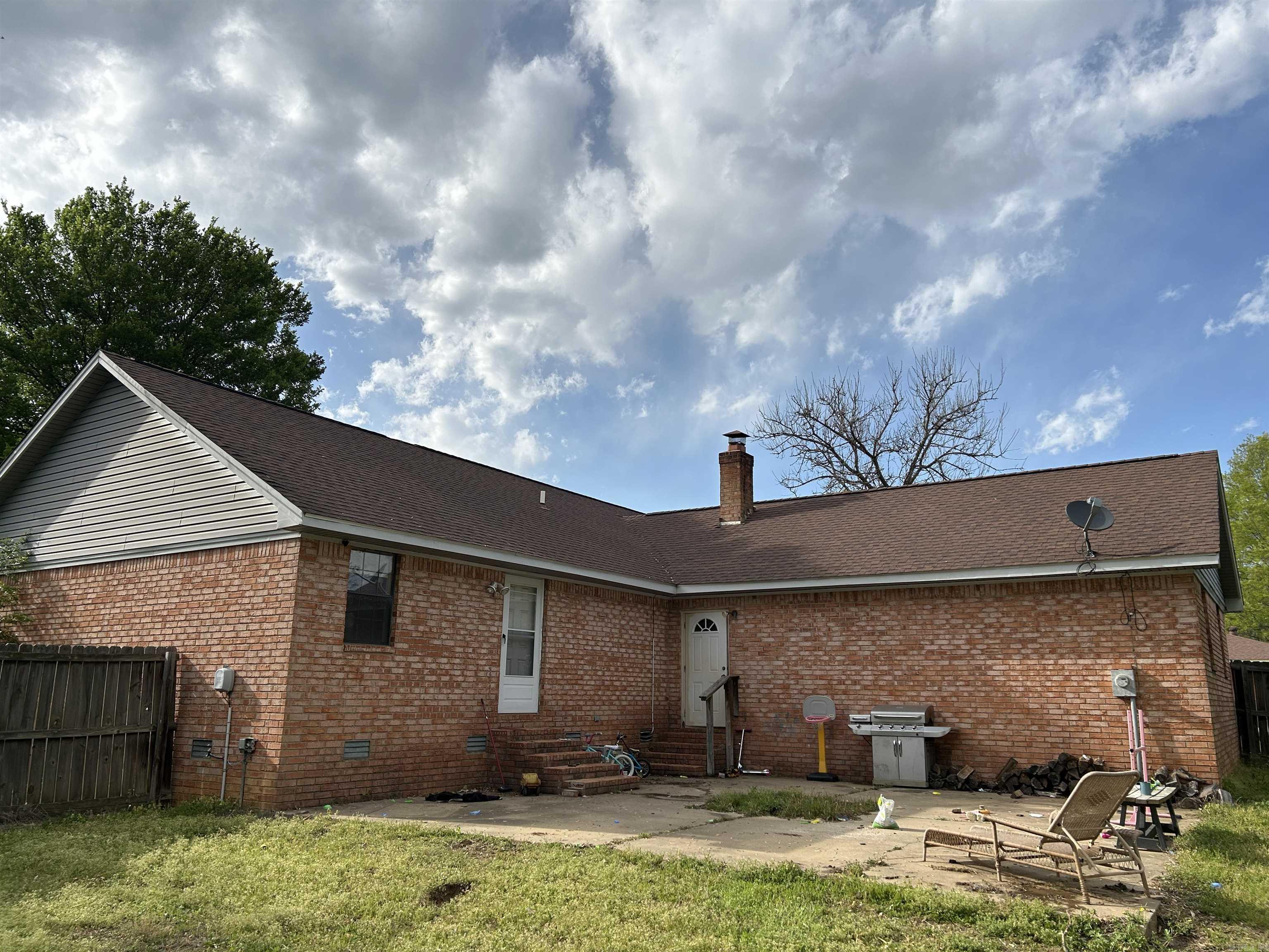 301 Windwood Drive