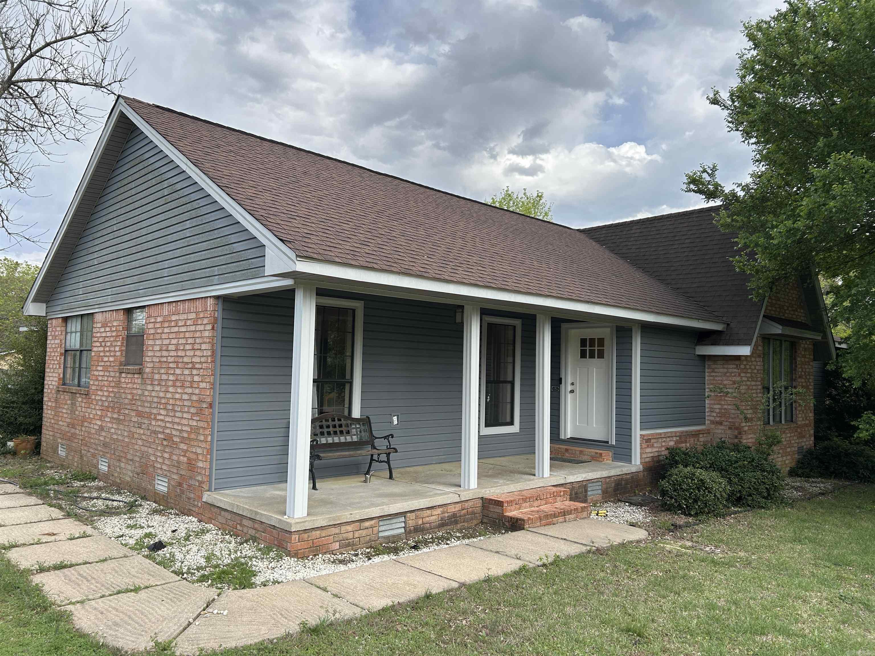 301 Windwood Drive