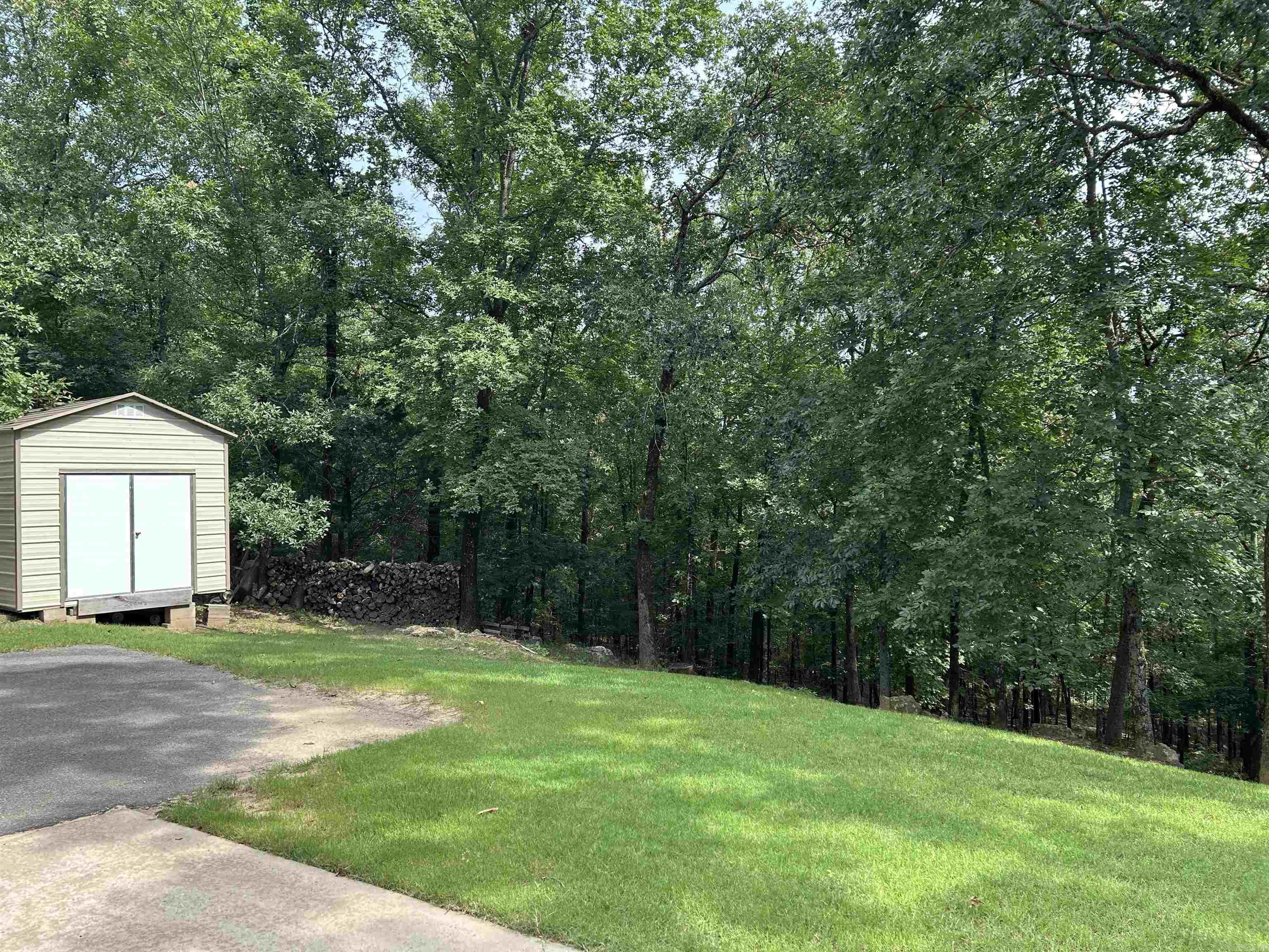 49 Caddo Drive