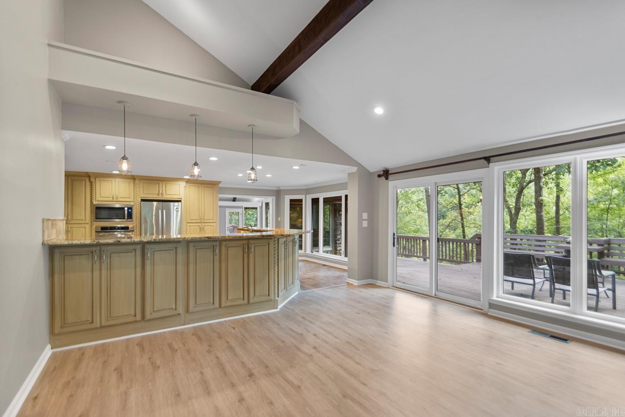 15 Saint Charles Court