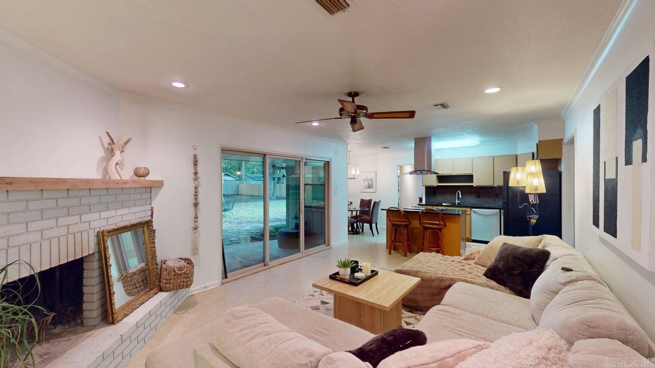 12 Oakdale Drive