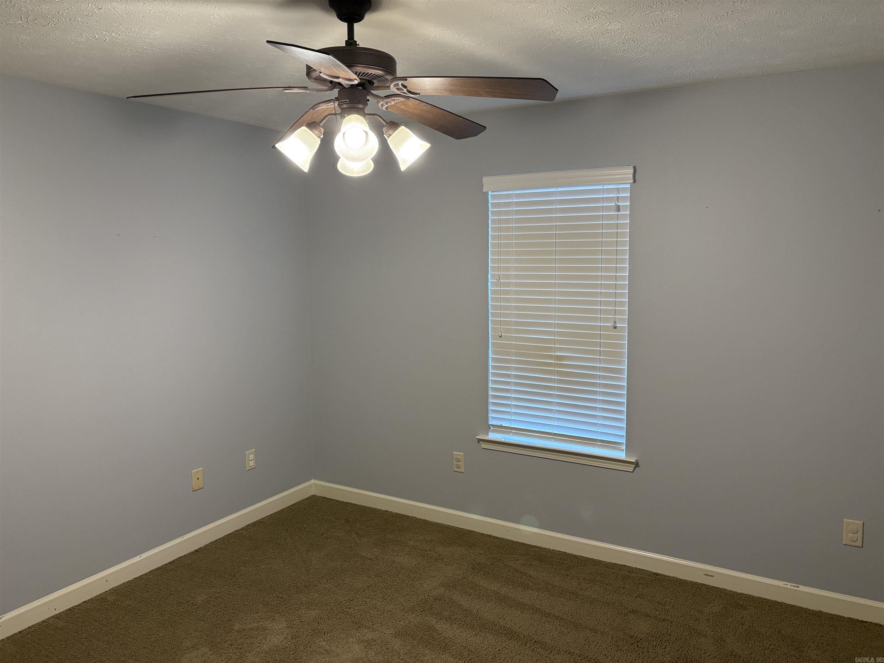 5 Mitchell Circle