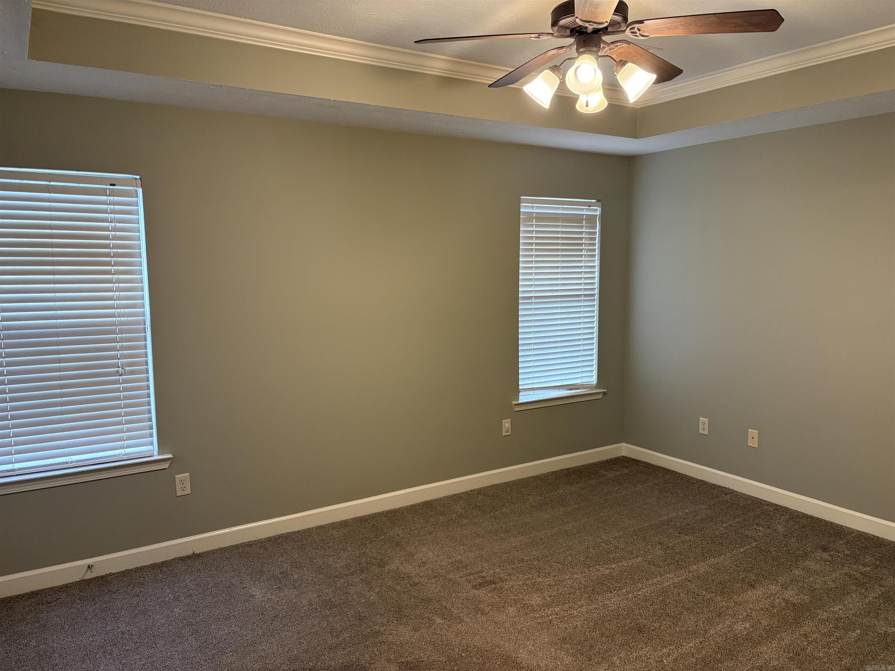 5 Mitchell Circle
