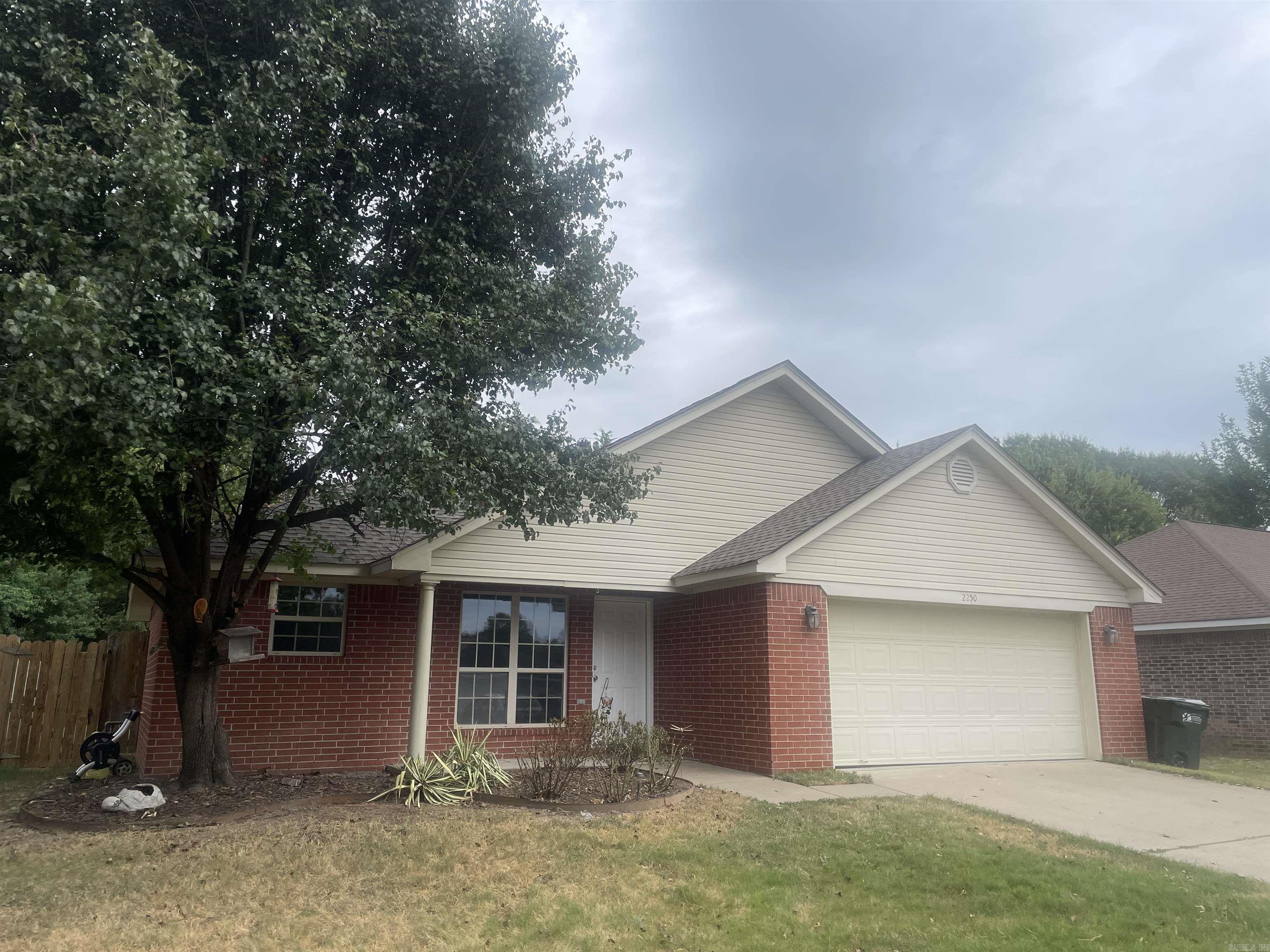 2250 Landover Trail