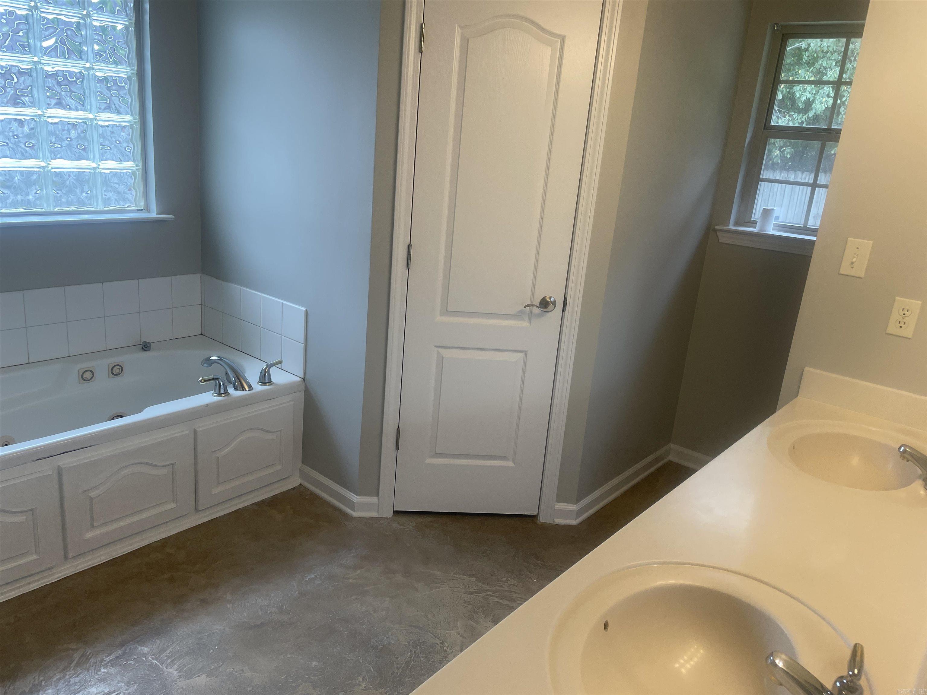 2250 Landover Trail
