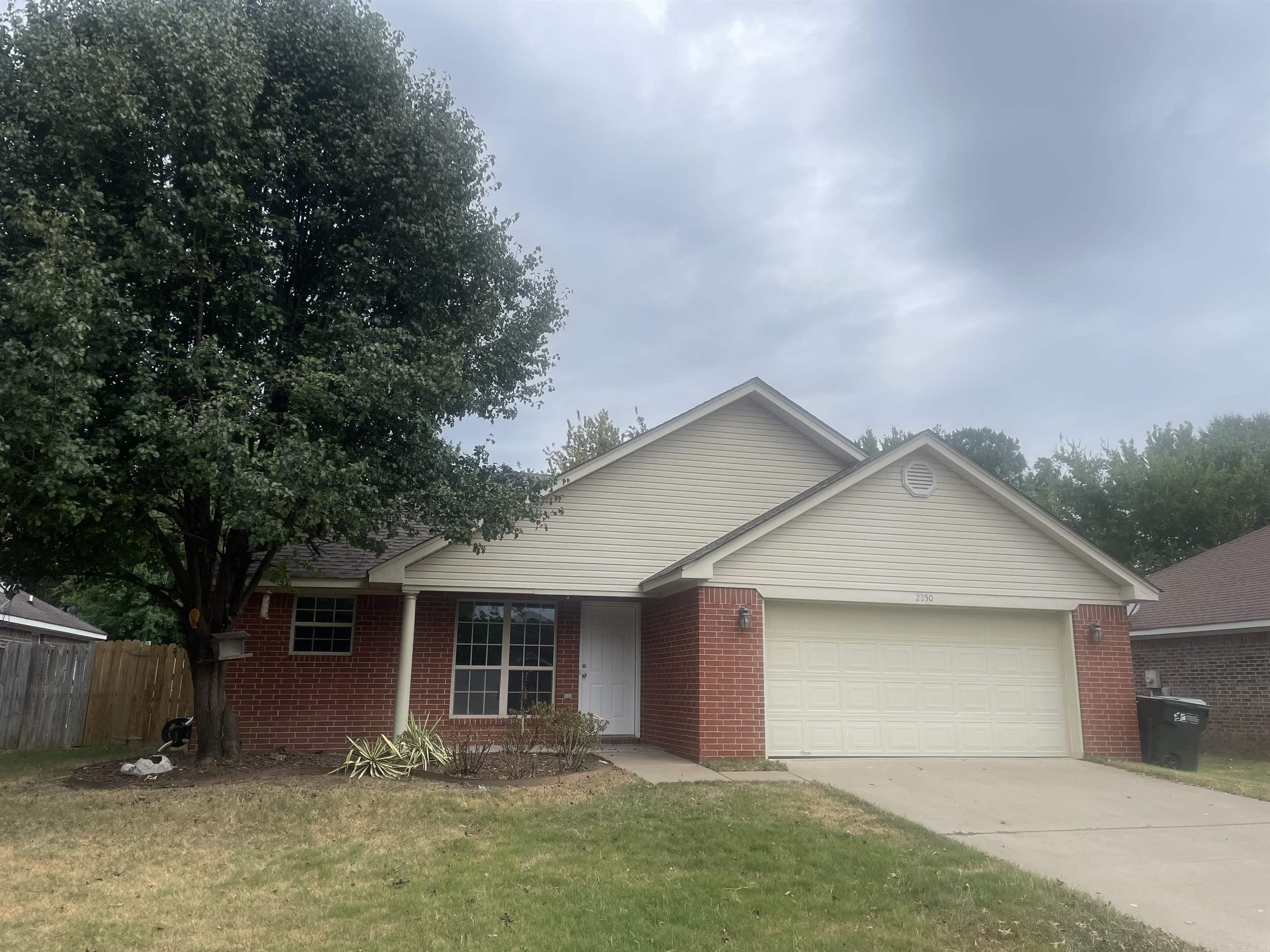 2250 Landover Trail