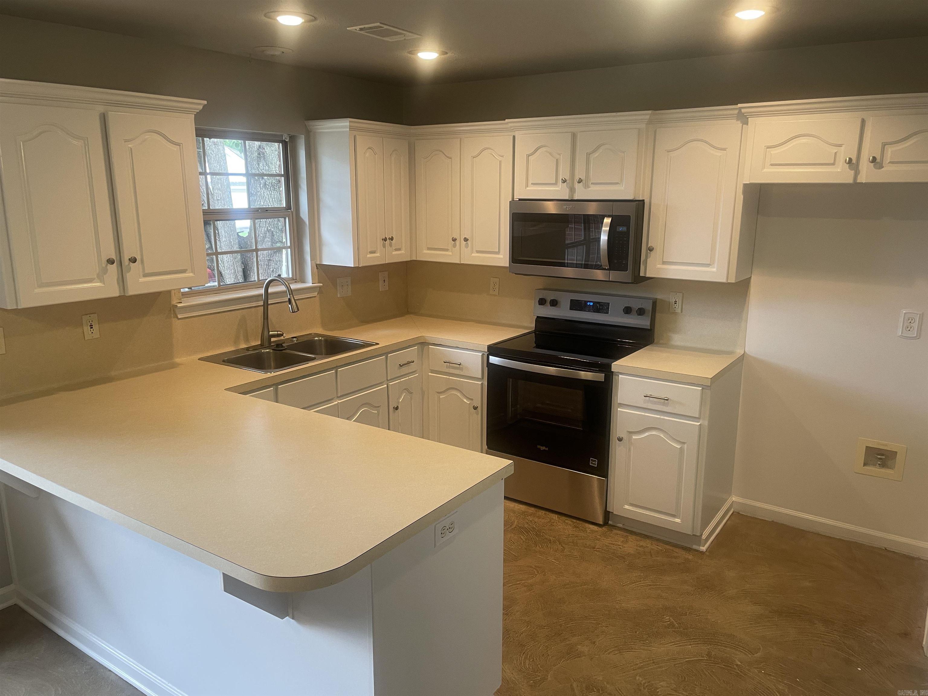 2250 Landover Trail