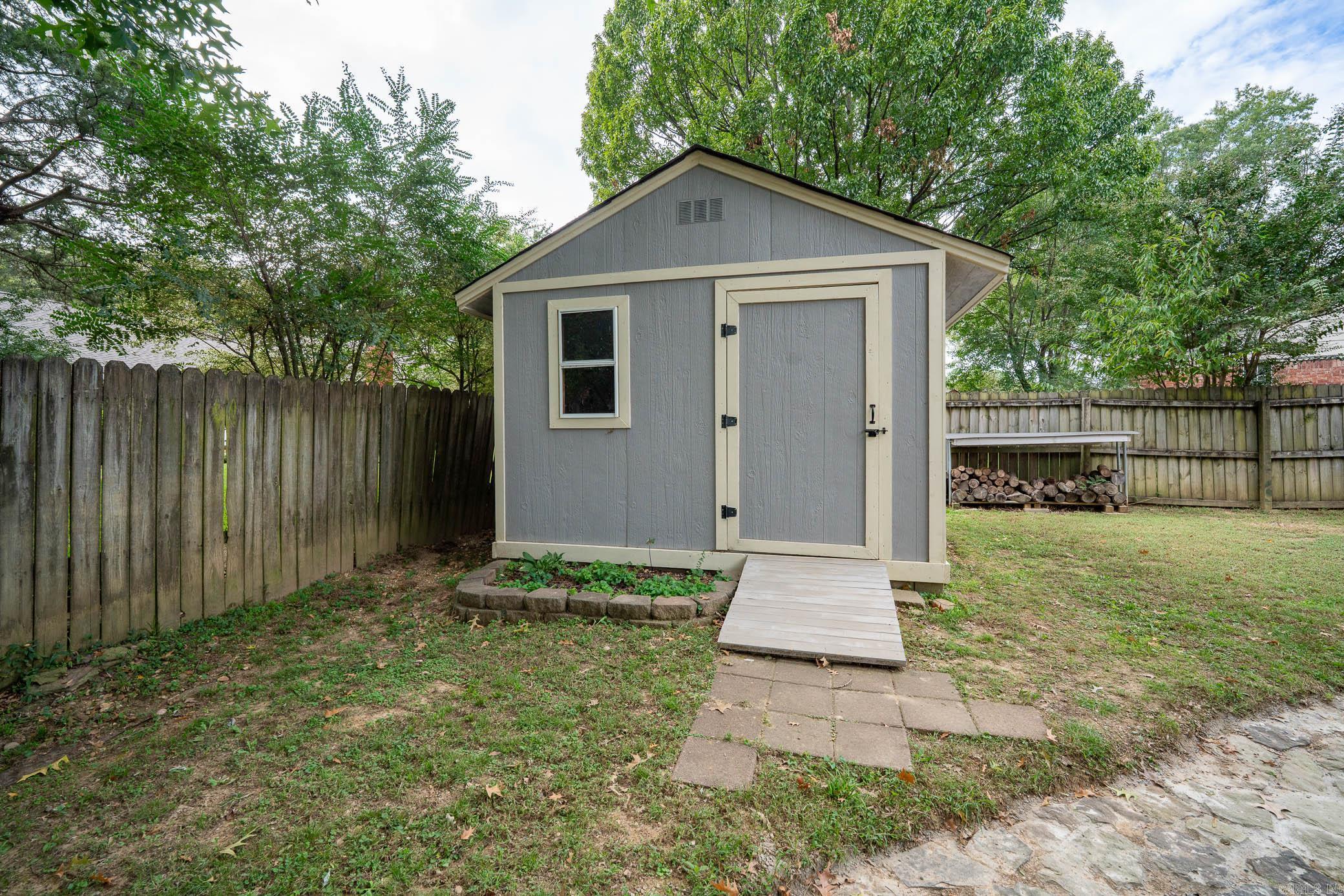 12 Chester Cove