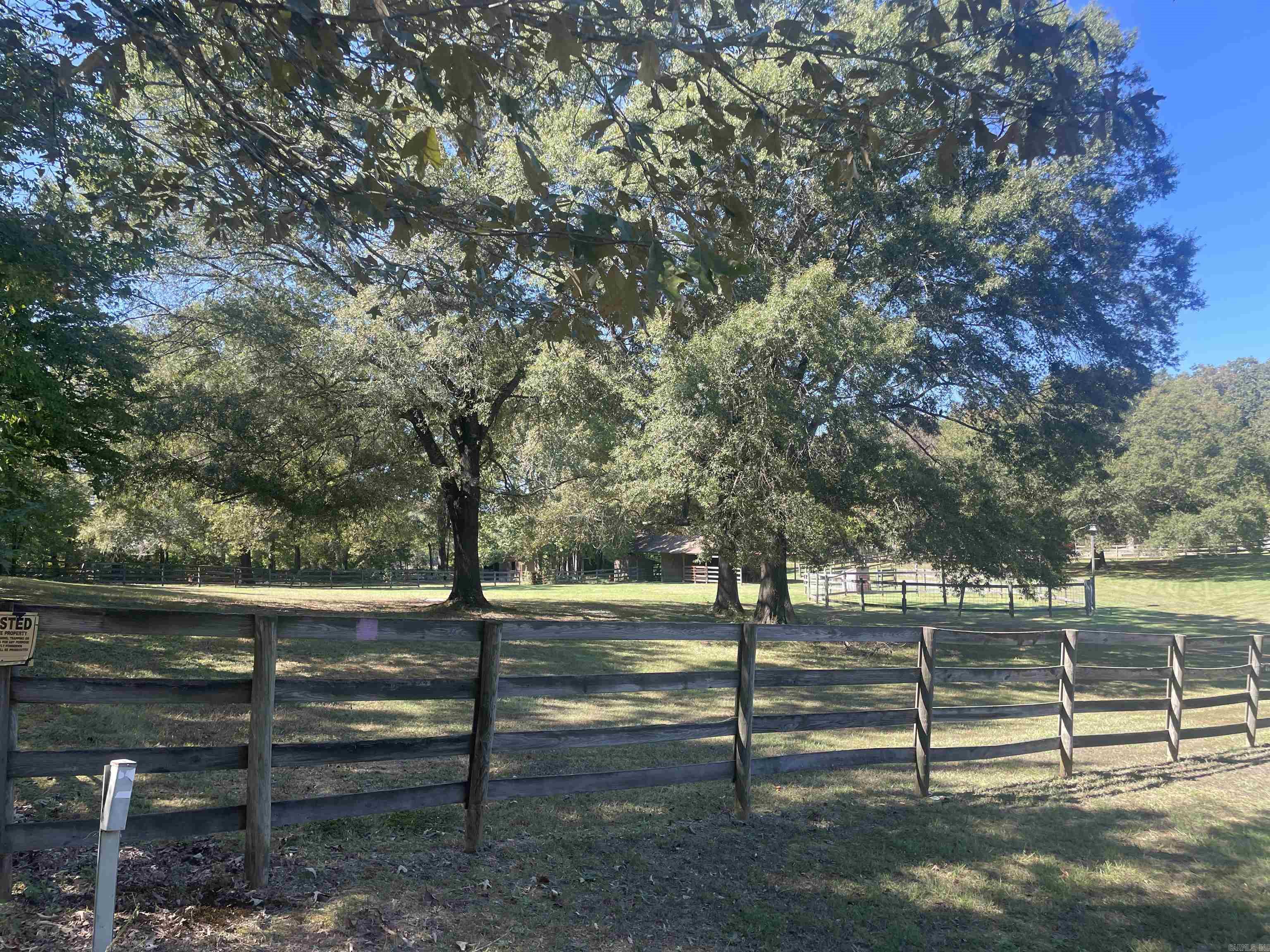 40 Woodruff Lane