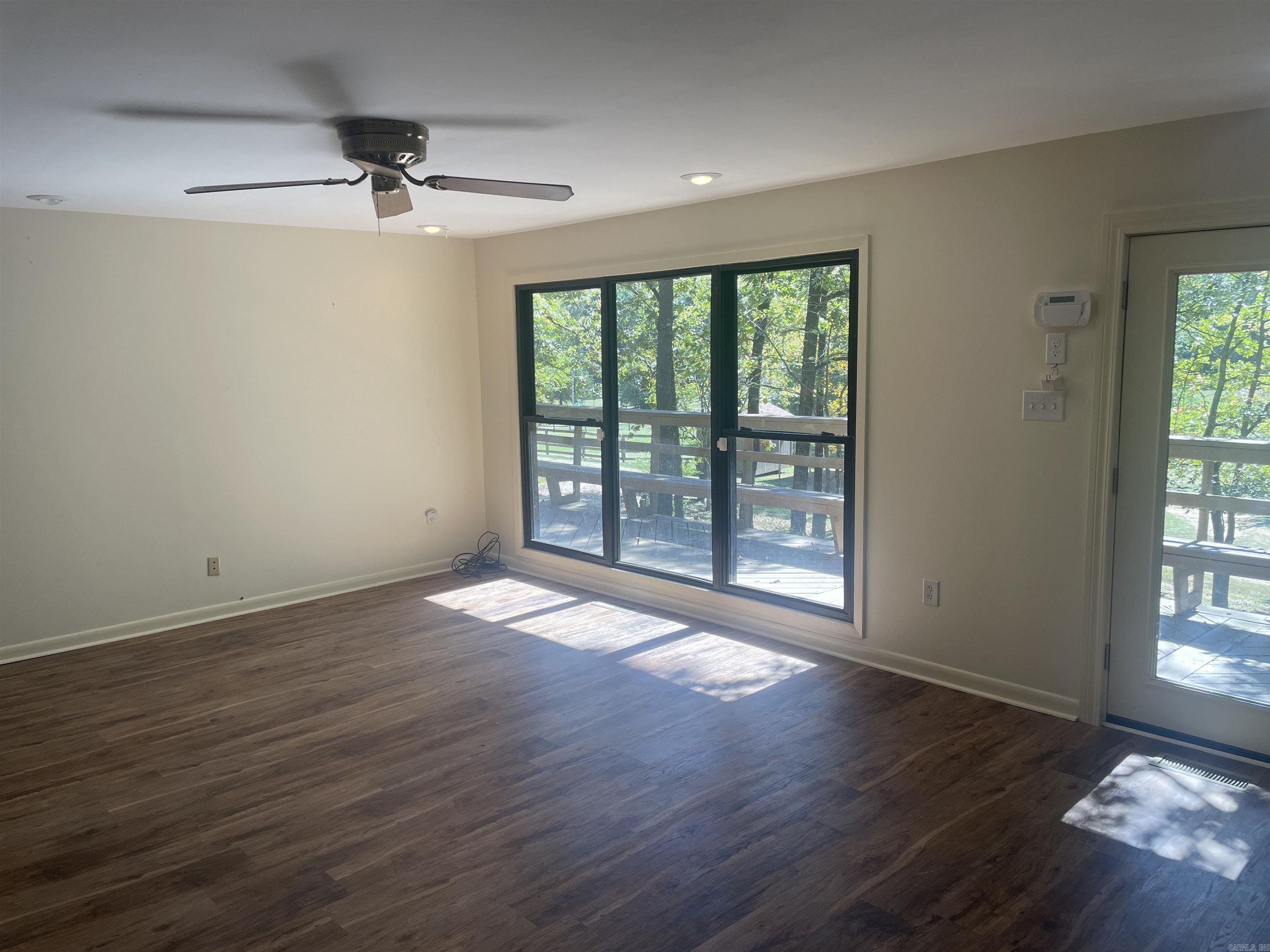 40 Woodruff Lane