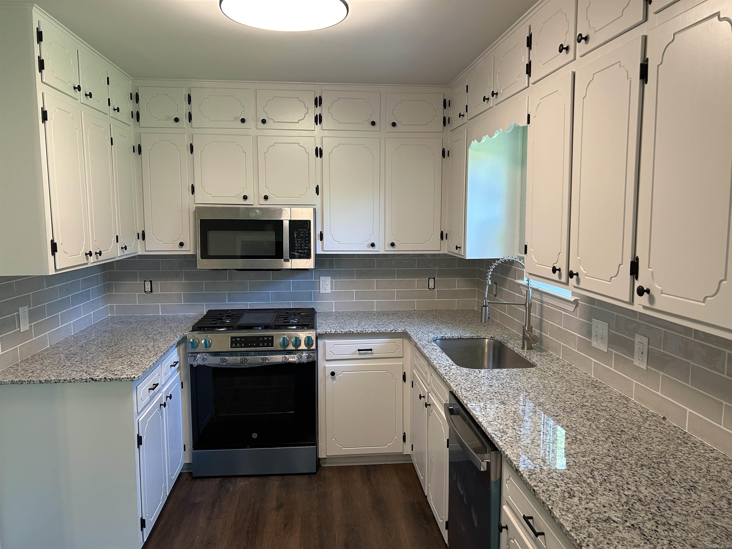 22 Foxmoor Circle