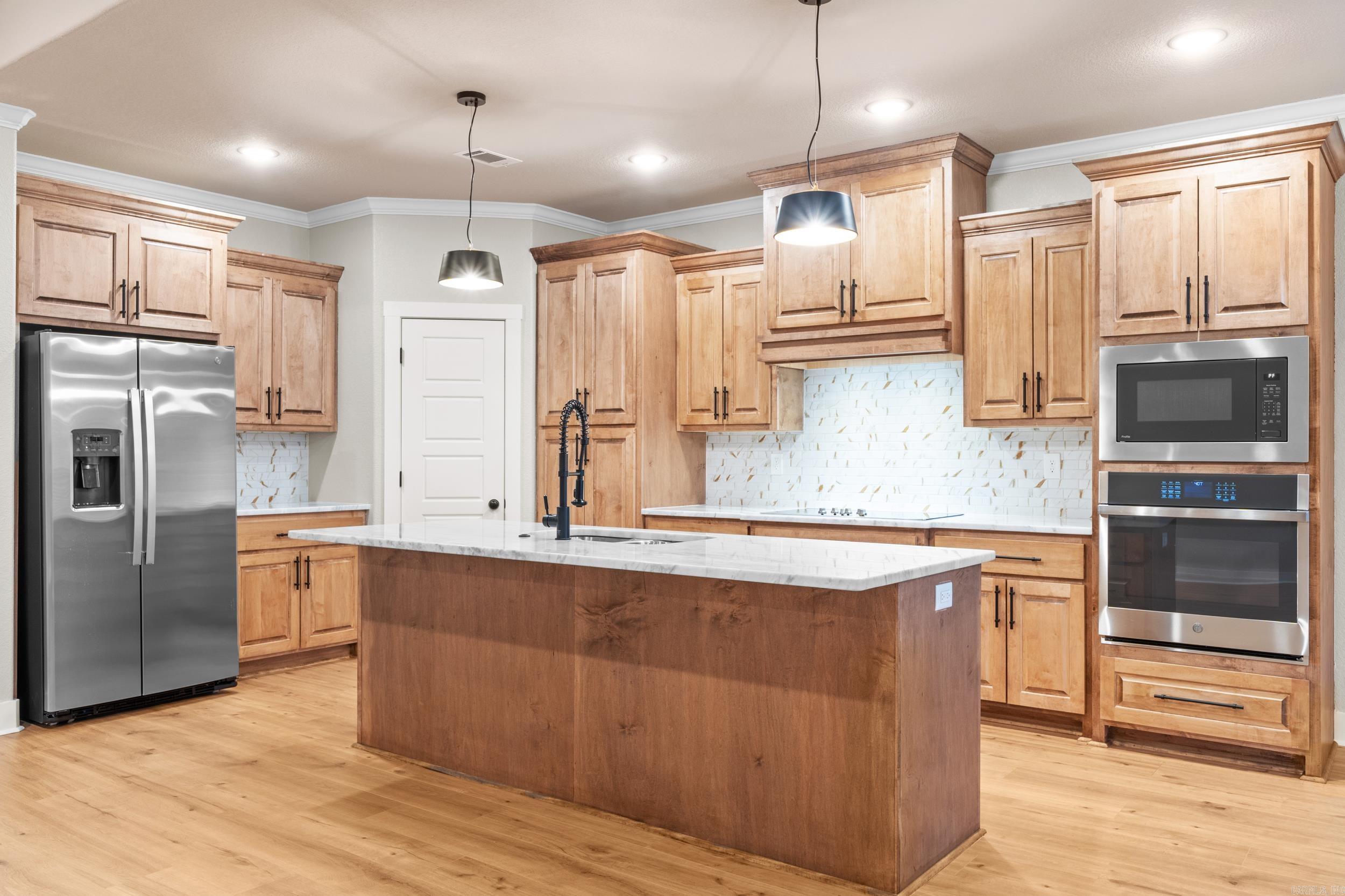 3550 Sylvia Springs