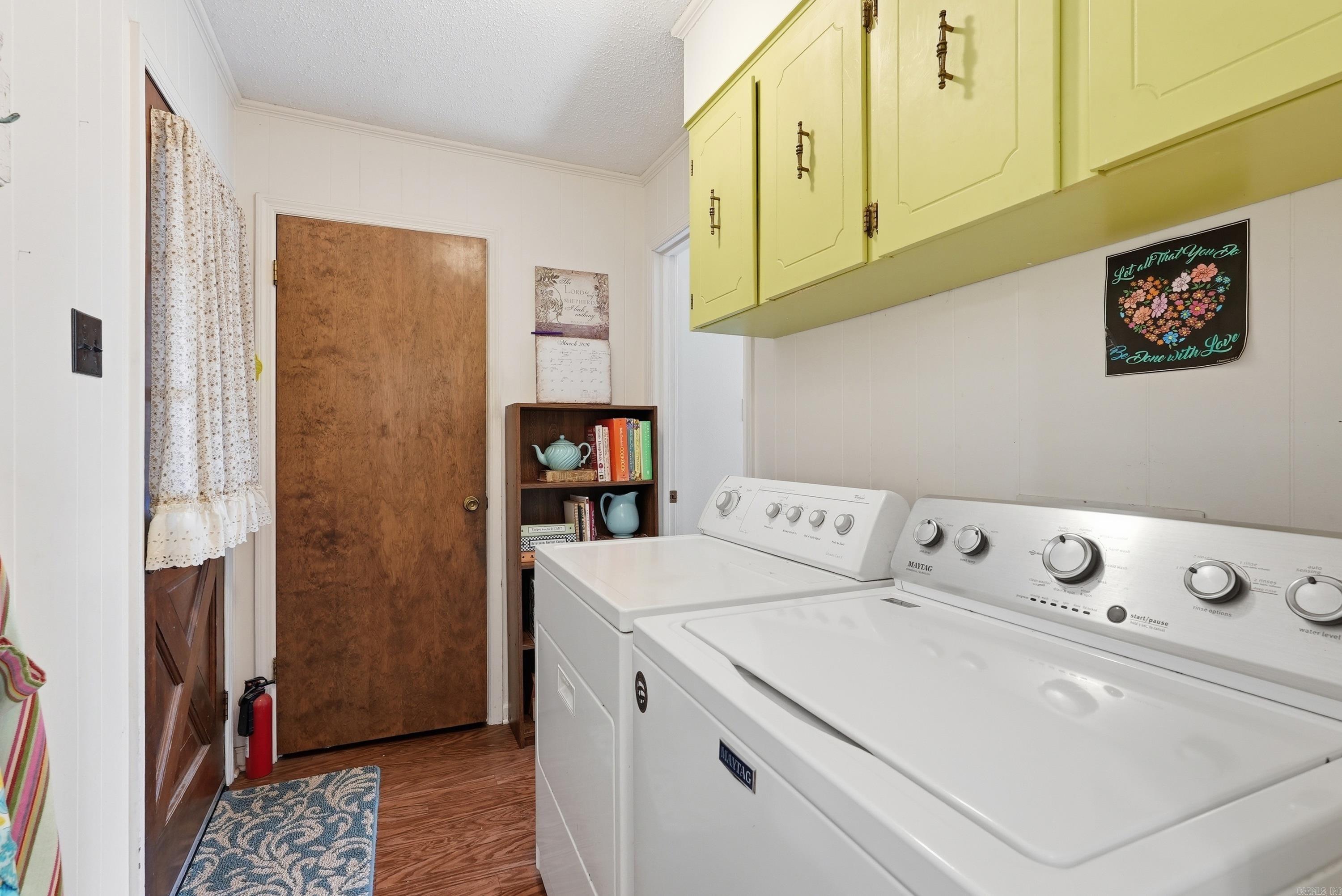 2 Pin Oak Drive