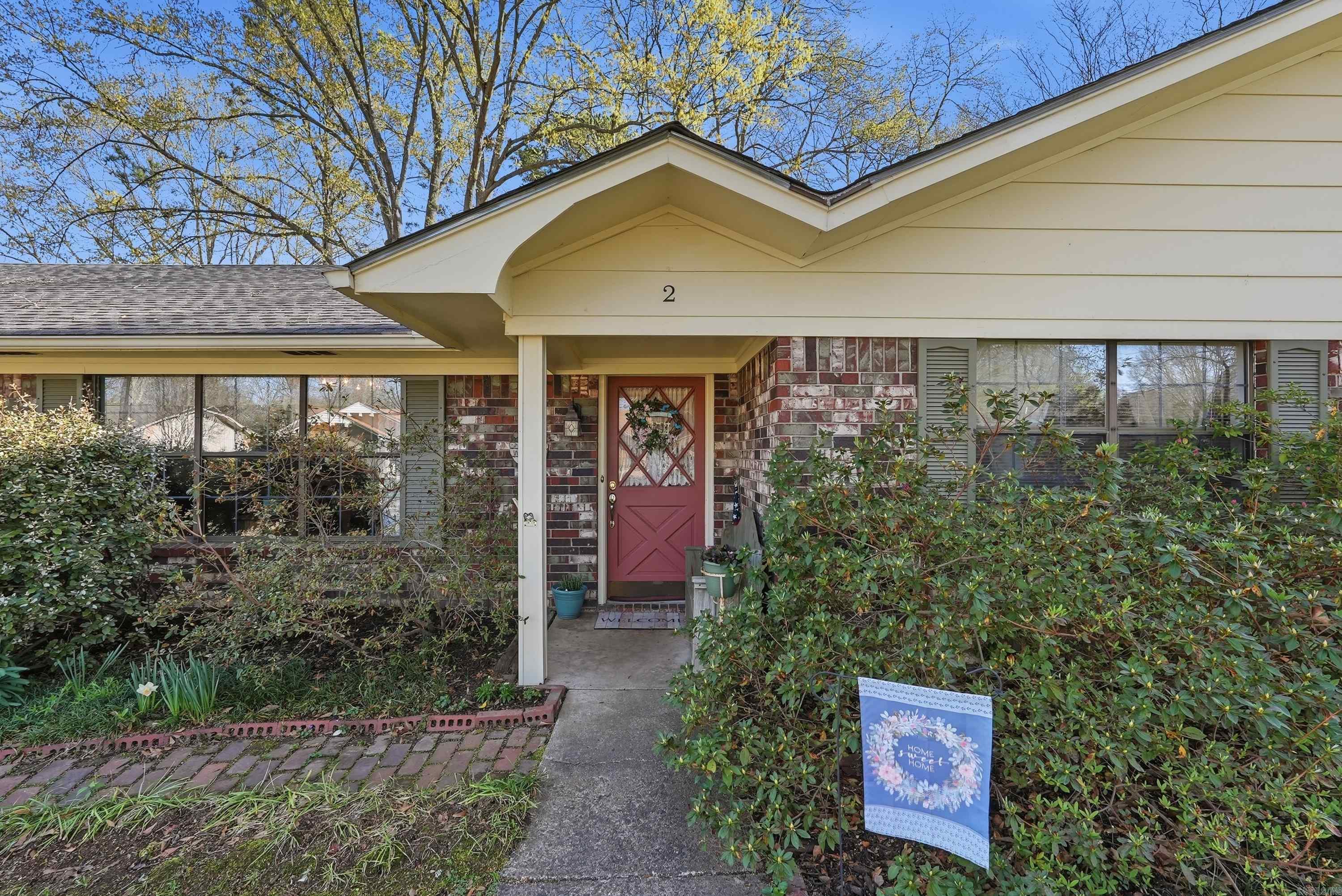 2 Pin Oak Drive