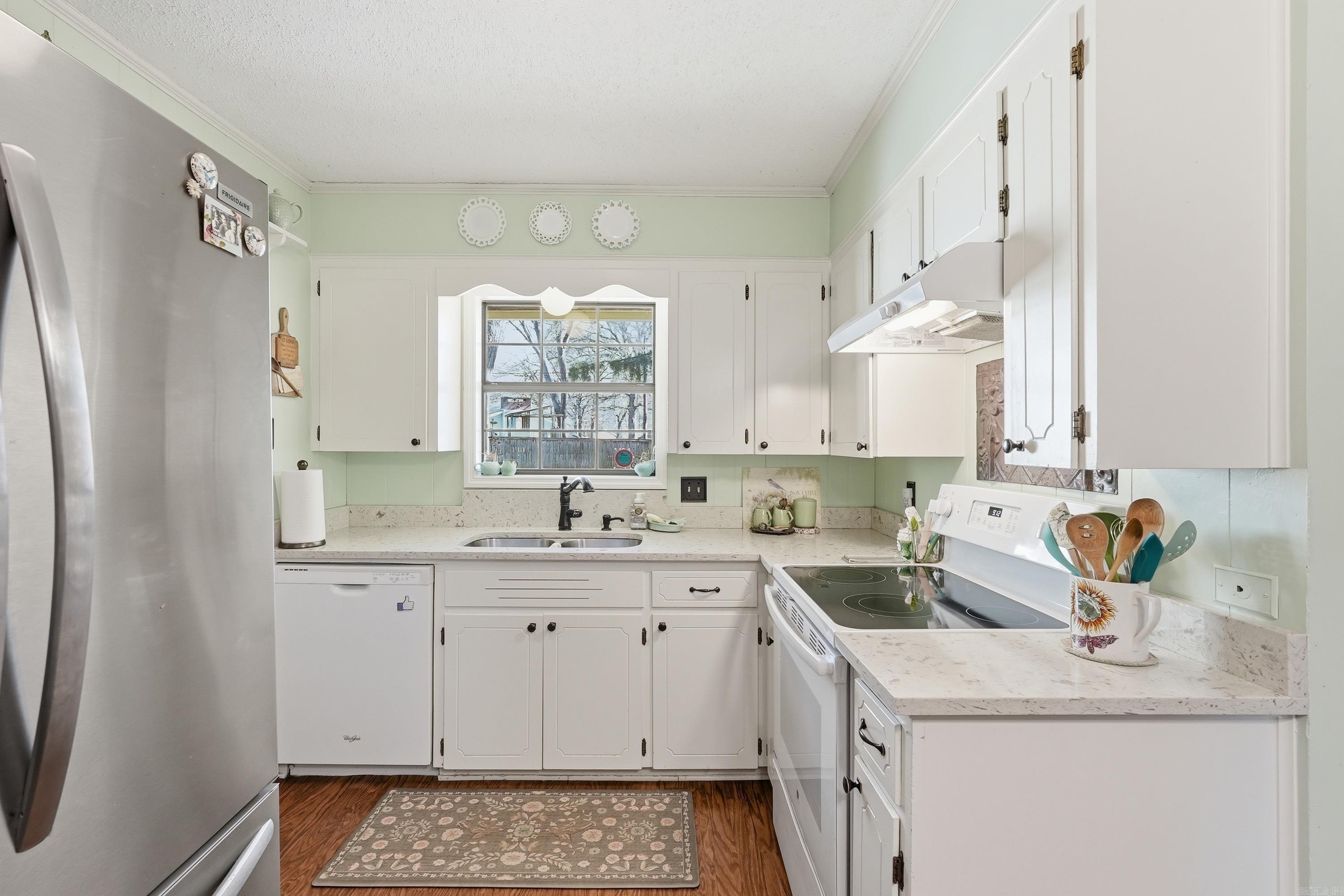 2 Pin Oak Drive