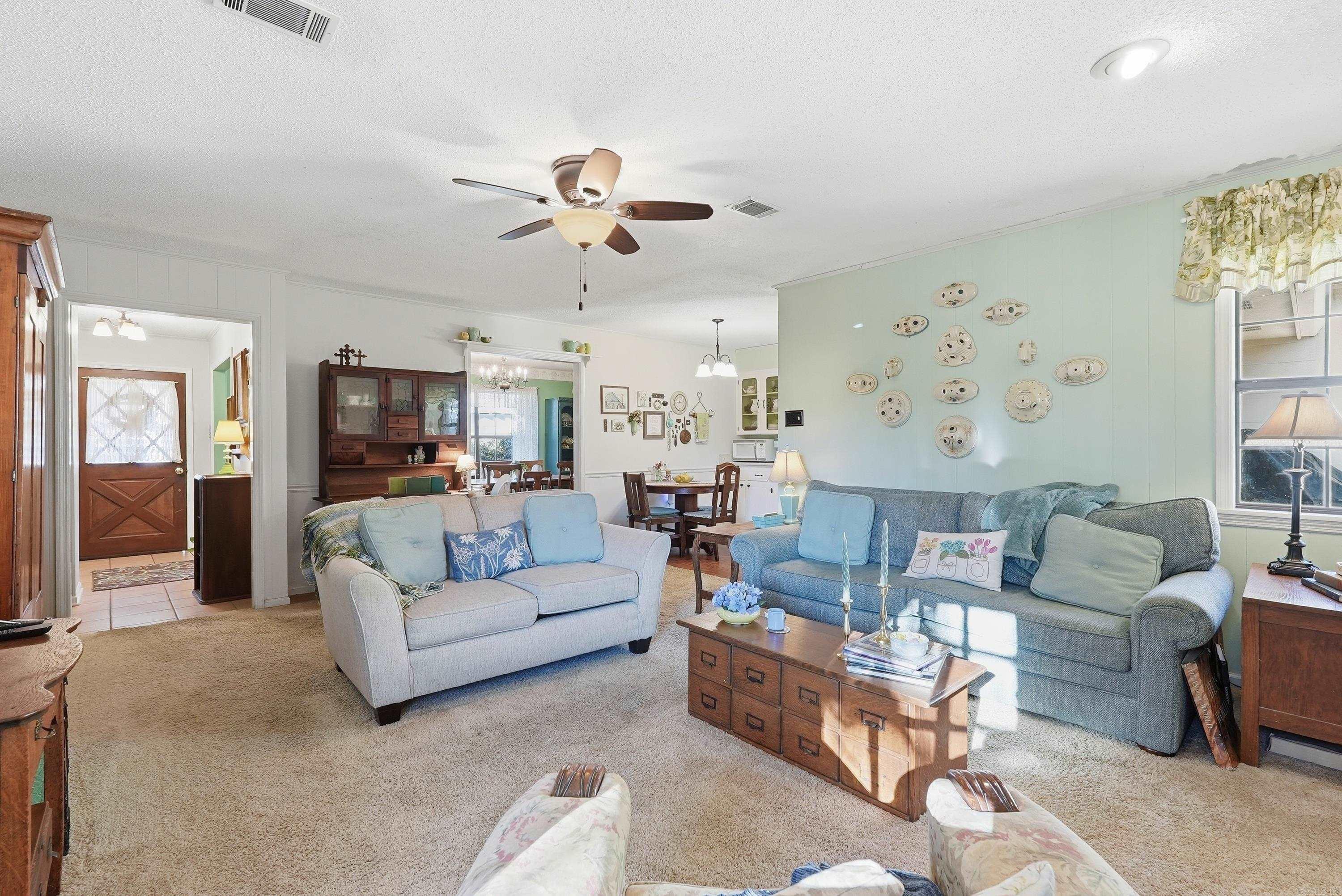 2 Pin Oak Drive