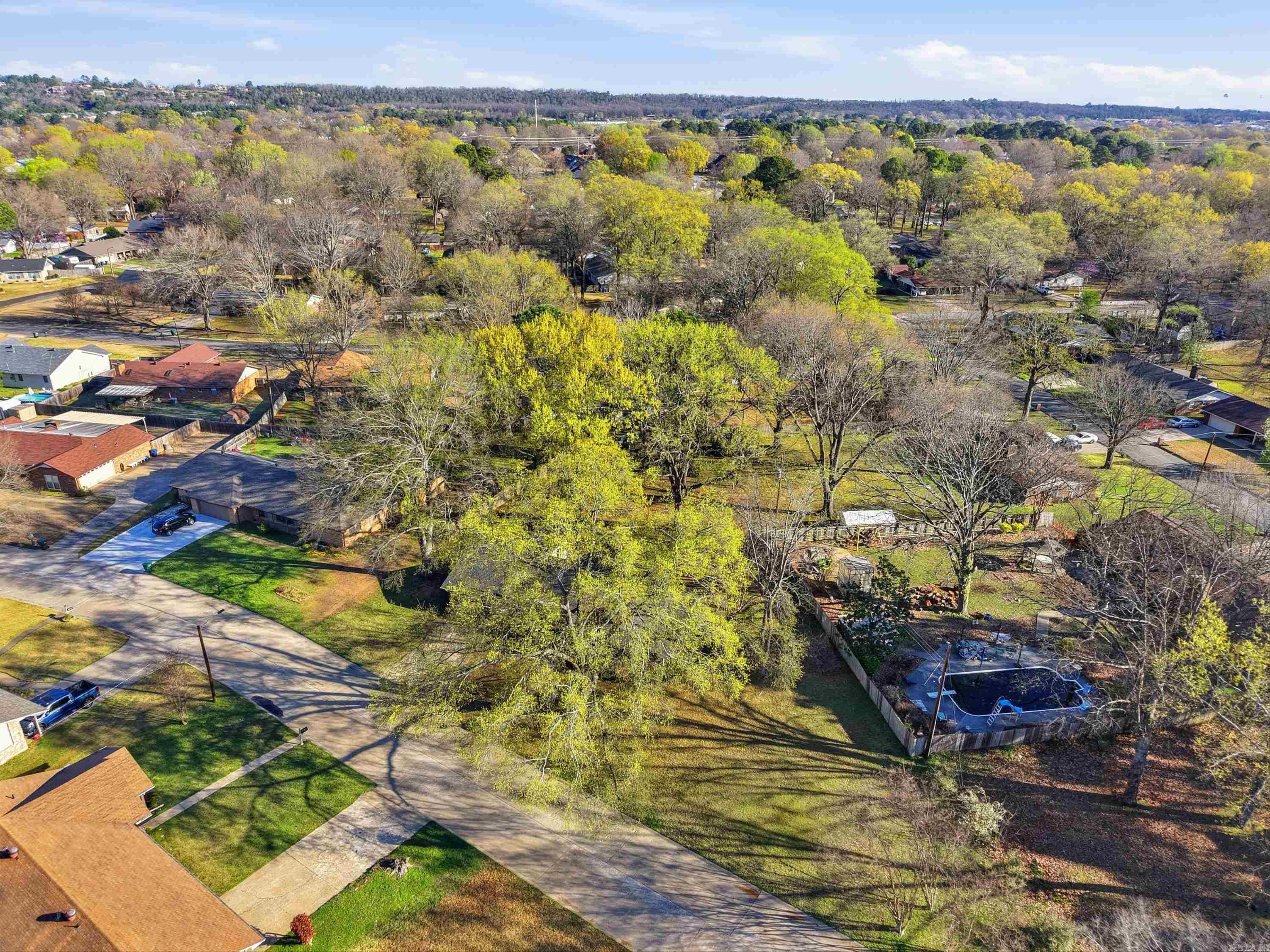2 Pin Oak Drive