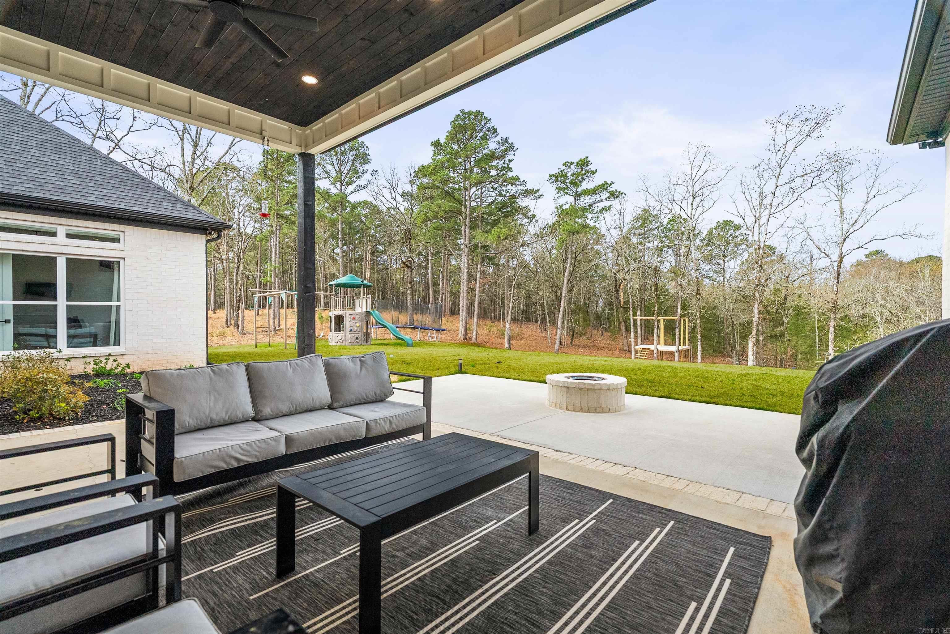 3915 Orchard Lane