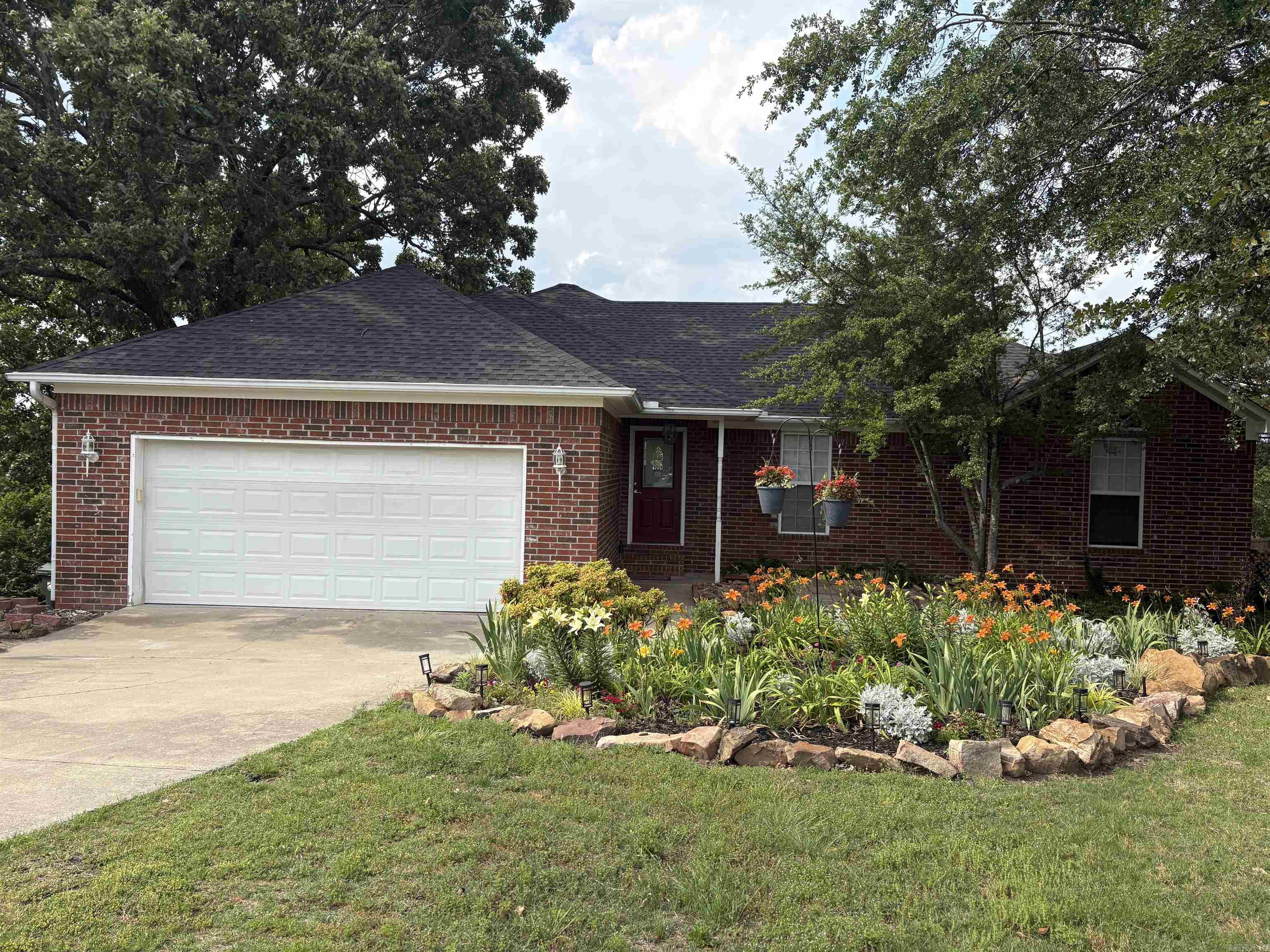 1660 Nighthawk Circle